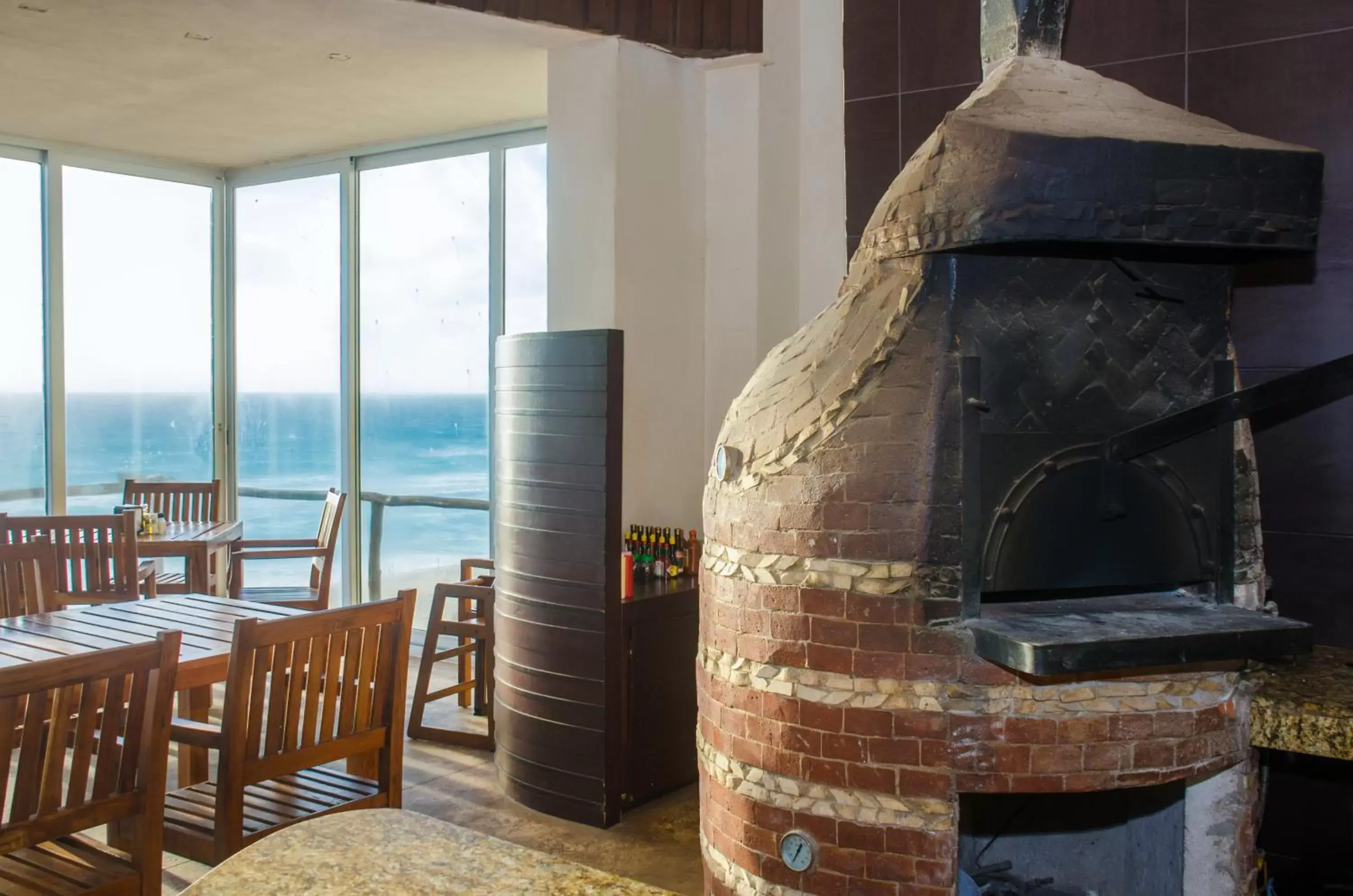 Dining area in BSEA Cancun Plaza Hotel