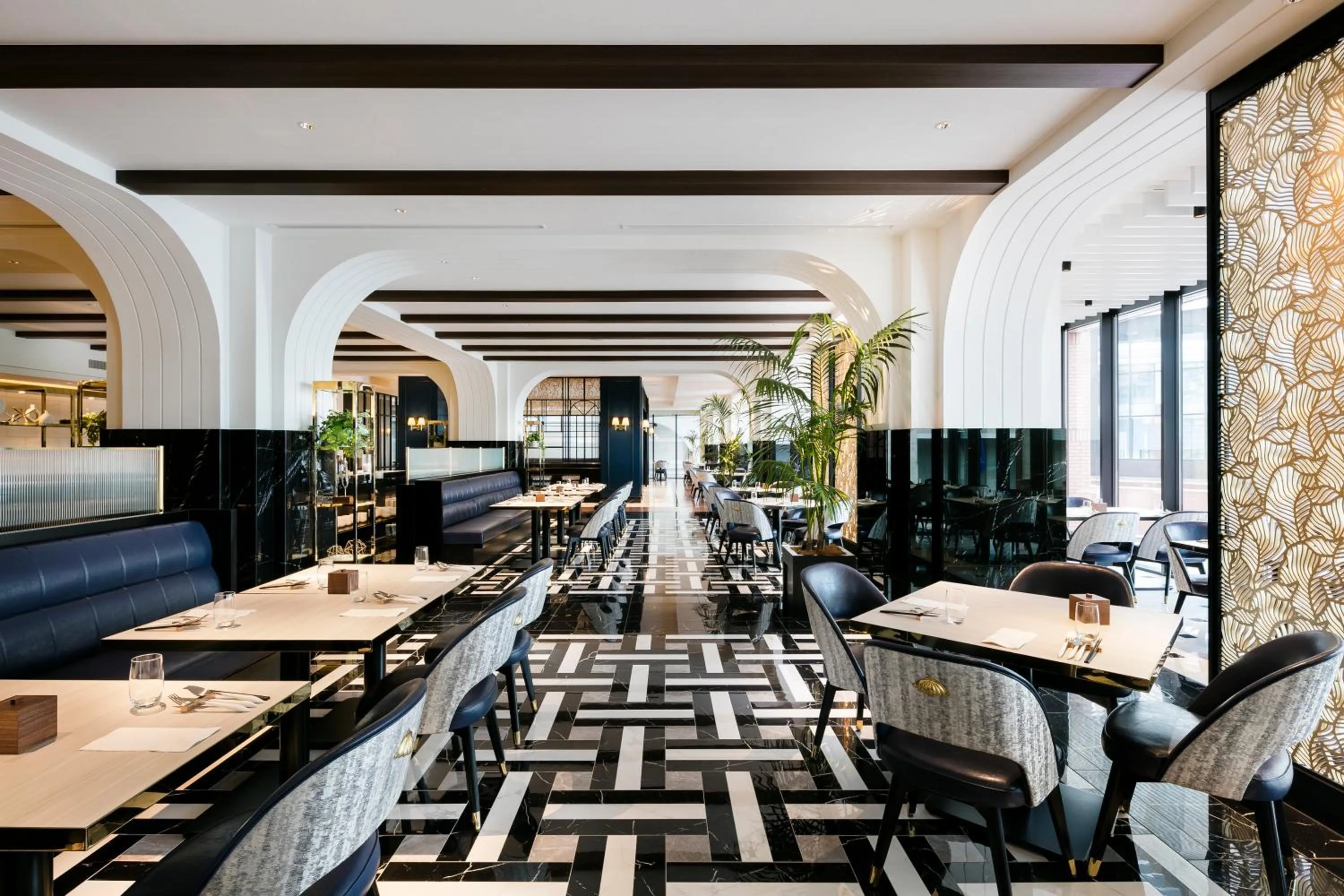 Restaurant/places to eat in Hilton Yokohama