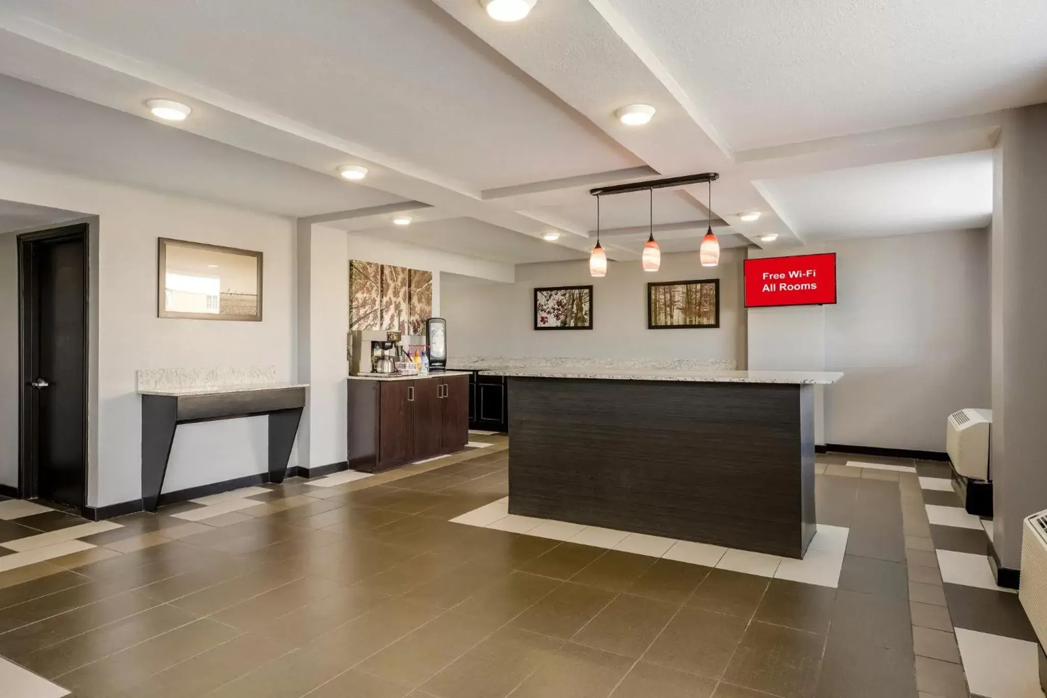 Lobby or reception, Lobby/Reception in Red Roof Inn Alexandria, LA