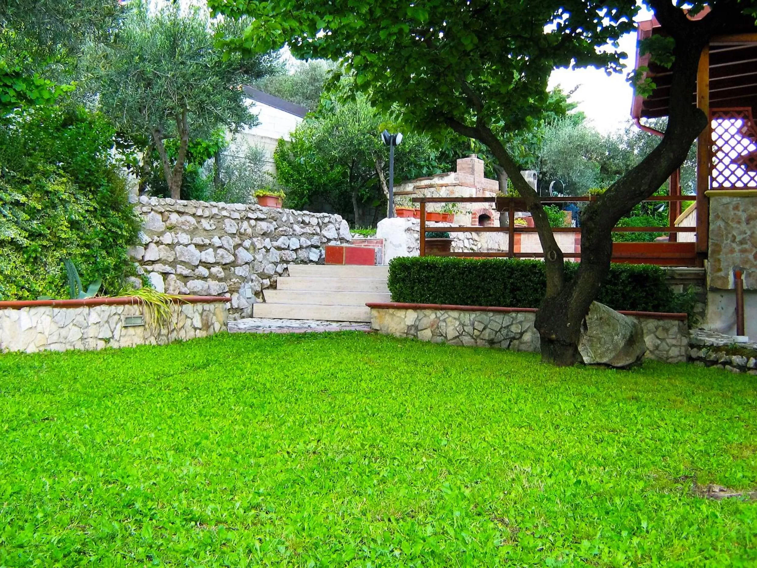 Garden in B&B Maison Villa Vittorio