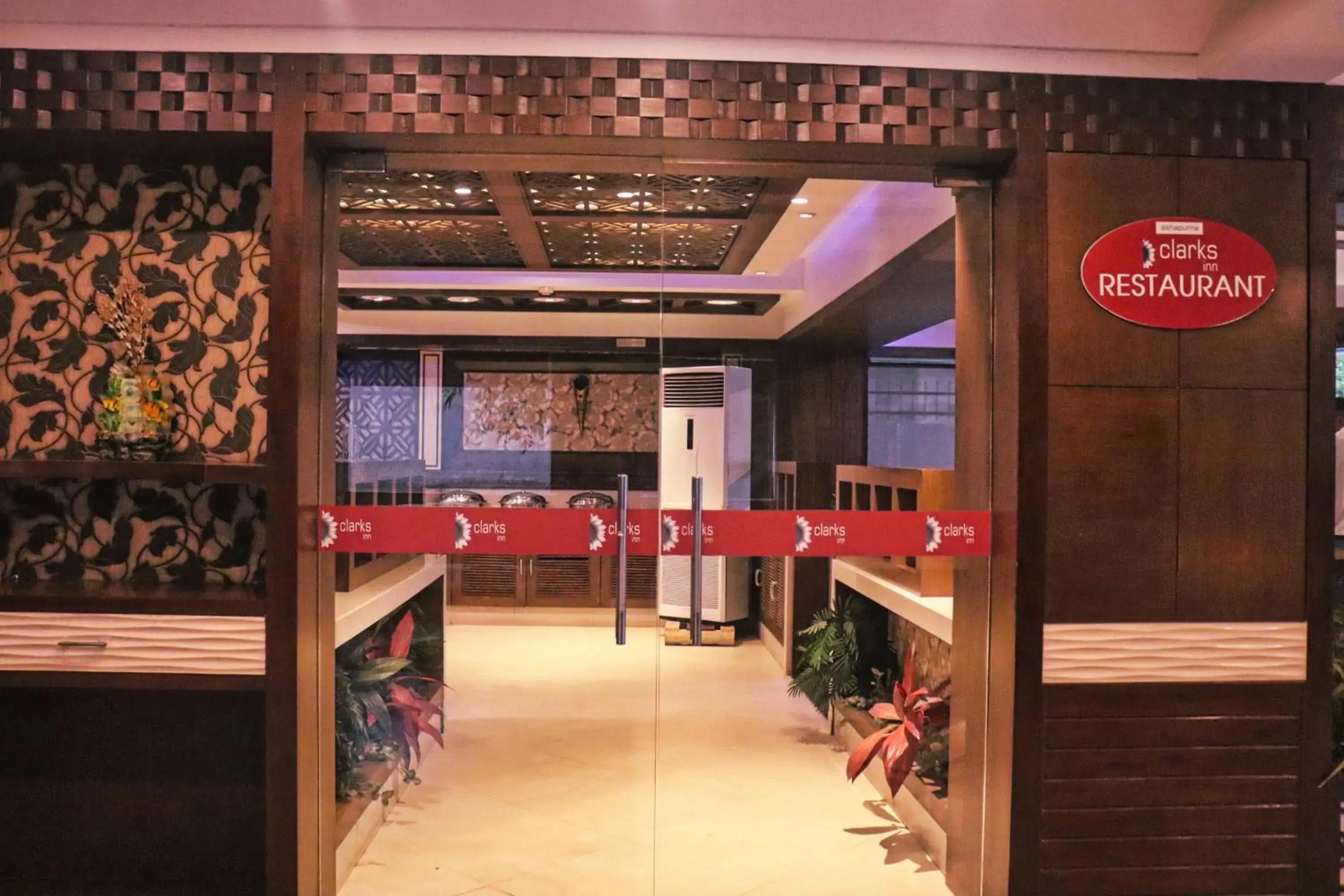 Facade/entrance in Hotel Clarks Inn Jaipur, Banipark
