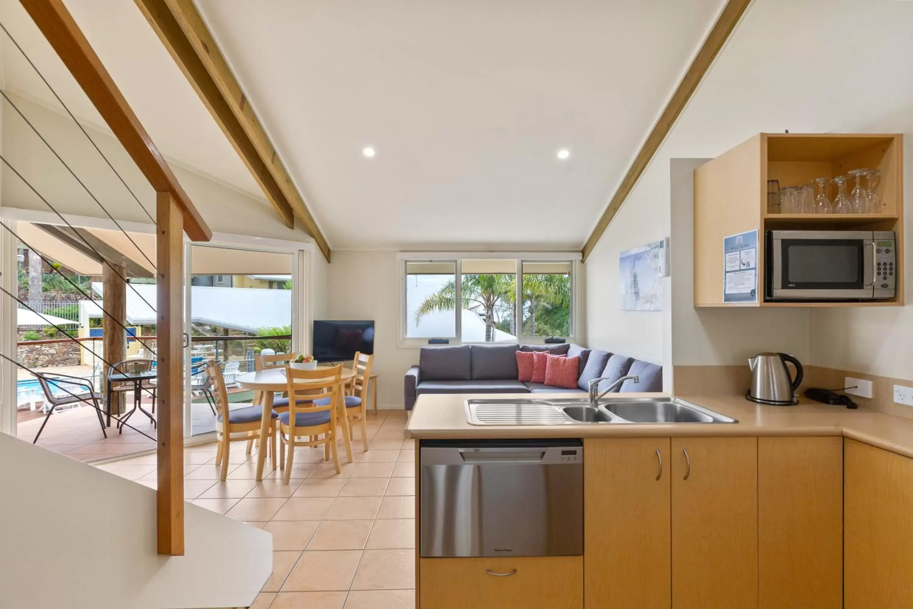 Kitchen/Kitchenette in Tathra Beach House Holiday Apartments