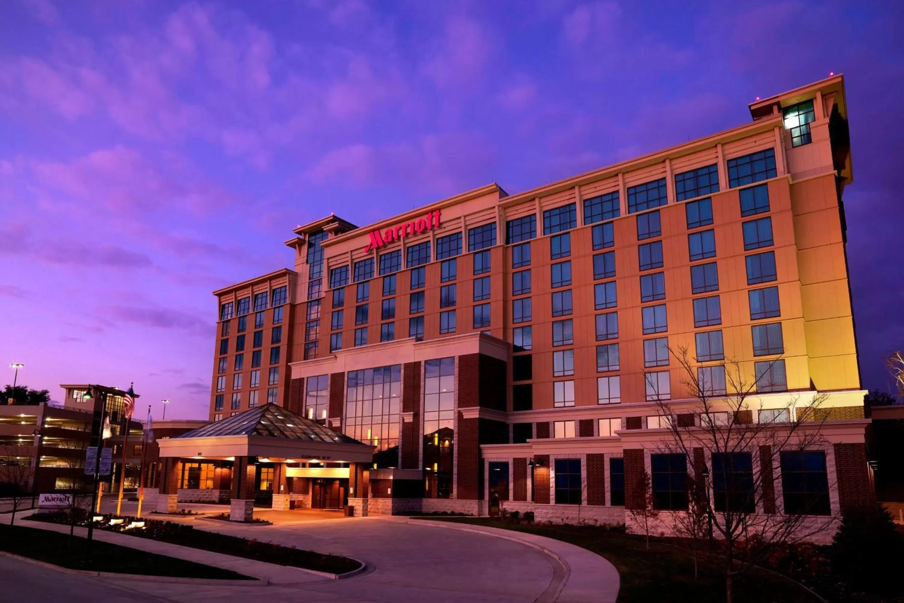 Property Building in Marriott Bloomington Normal Hotel and Conference Center