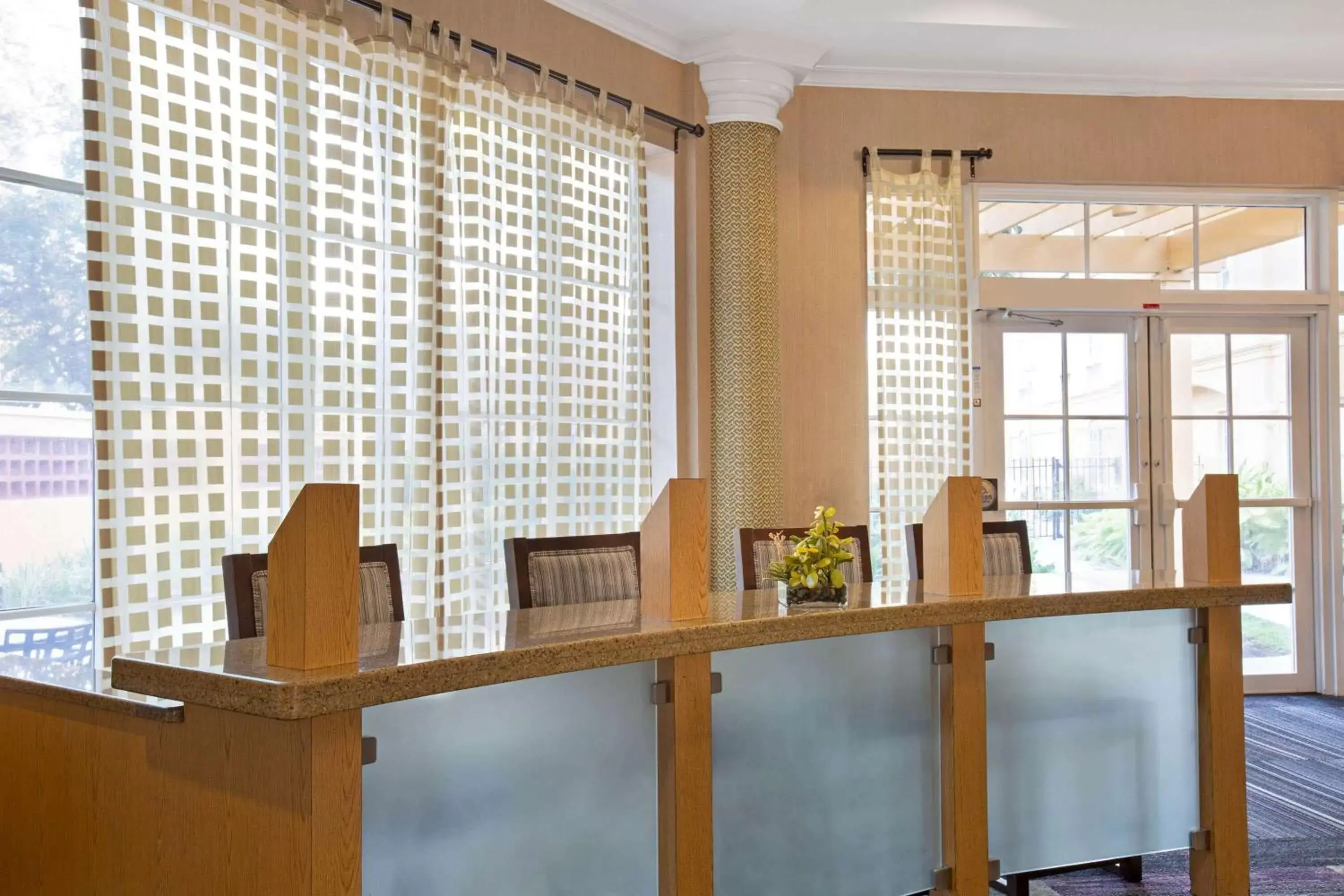 Lobby or reception, Lobby/Reception in La Quinta by Wyndham Miami Airport West