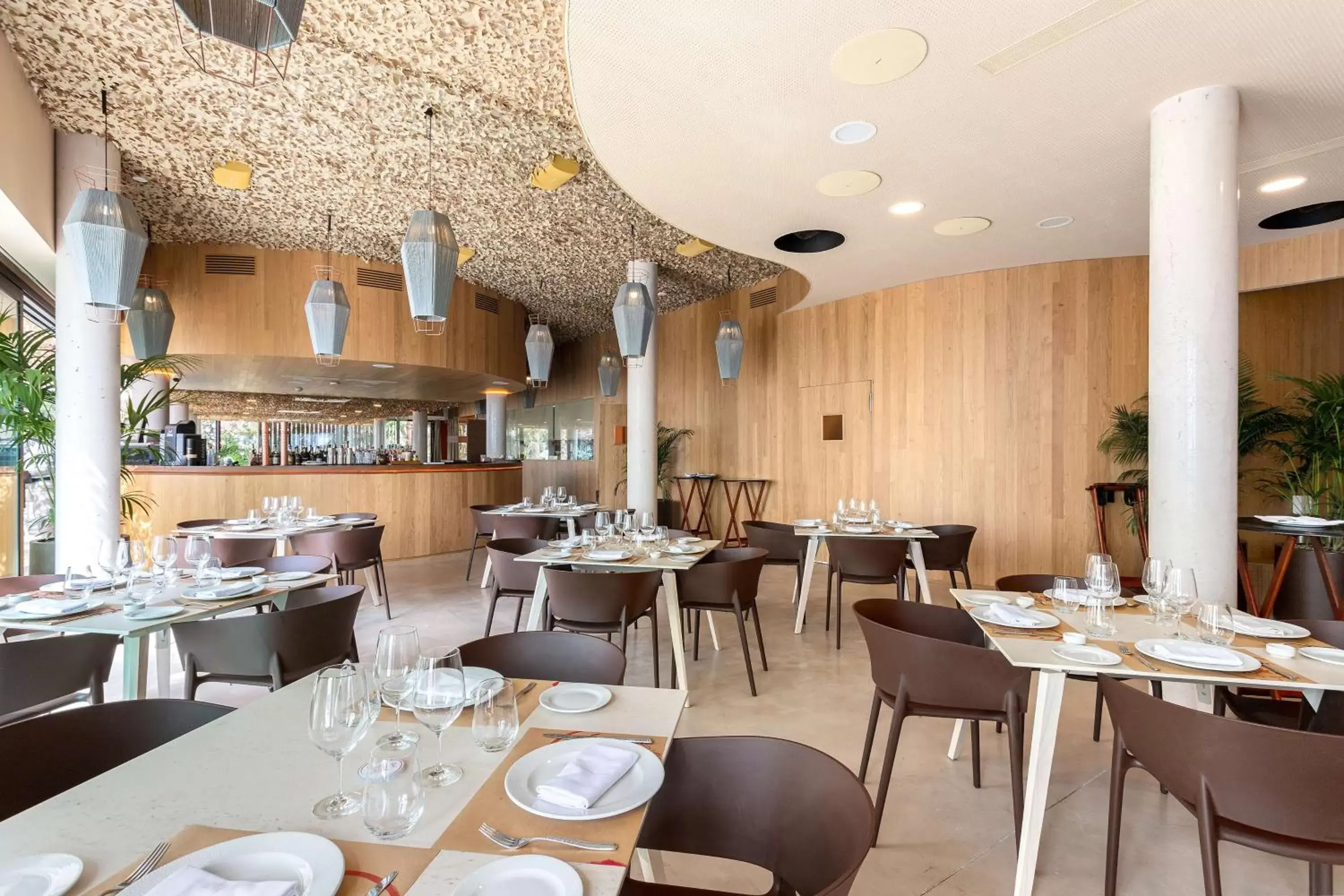 Restaurant/Places to Eat in Higuerón Hotel Curio Collection by Hilton