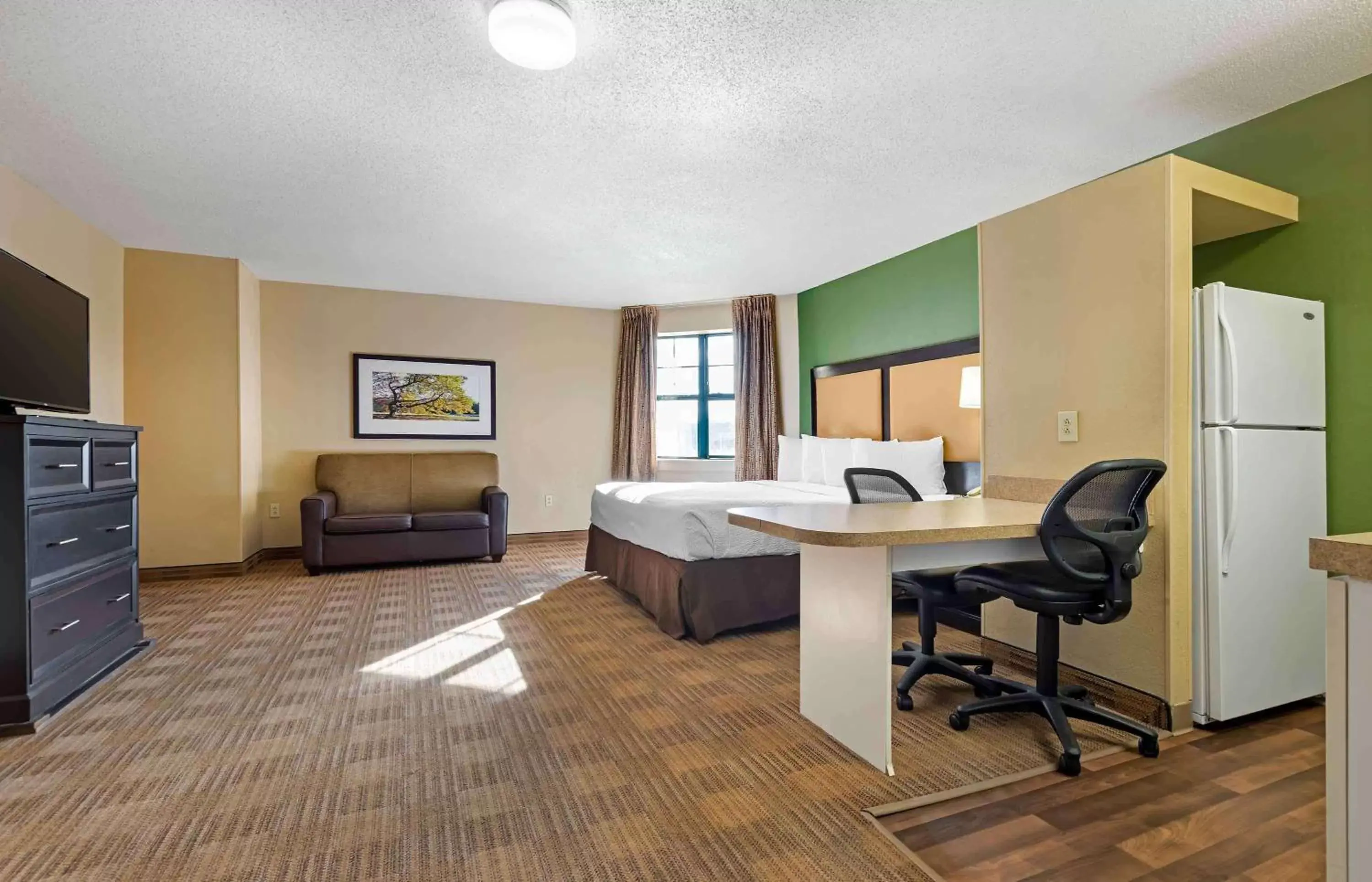 Bedroom, Seating Area in Extended Stay America Suites - Rochester - Henrietta