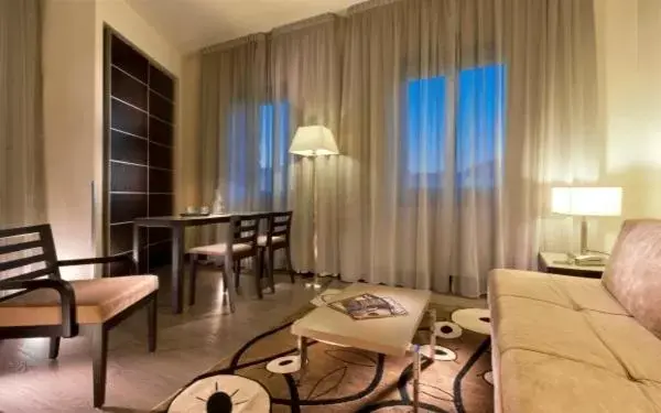 Bedroom, Seating Area in c-hotels Ambasciatori