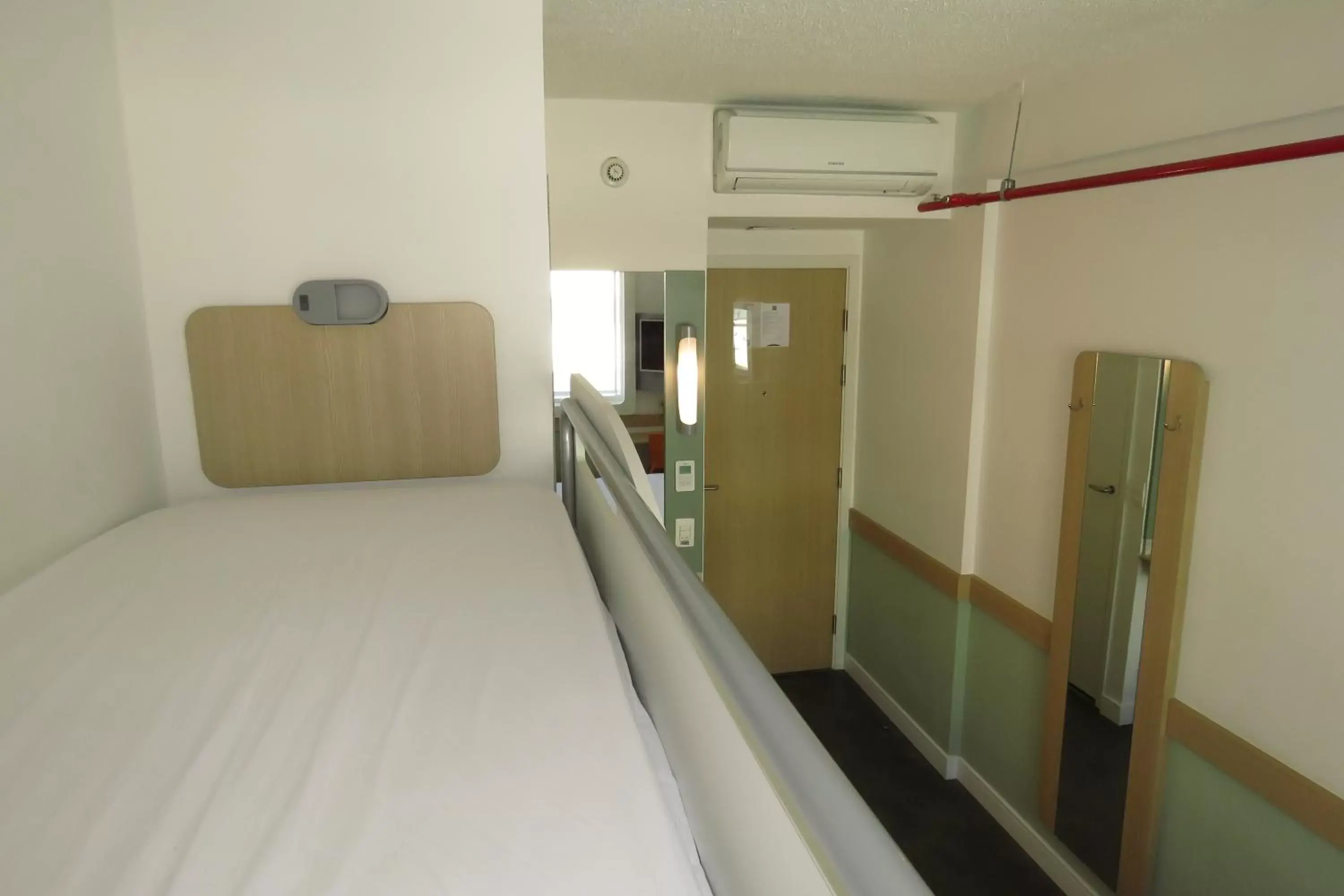 Bedroom, Bed in ibis budget Osasco Bedroom, Bed in ibis budget Osasco