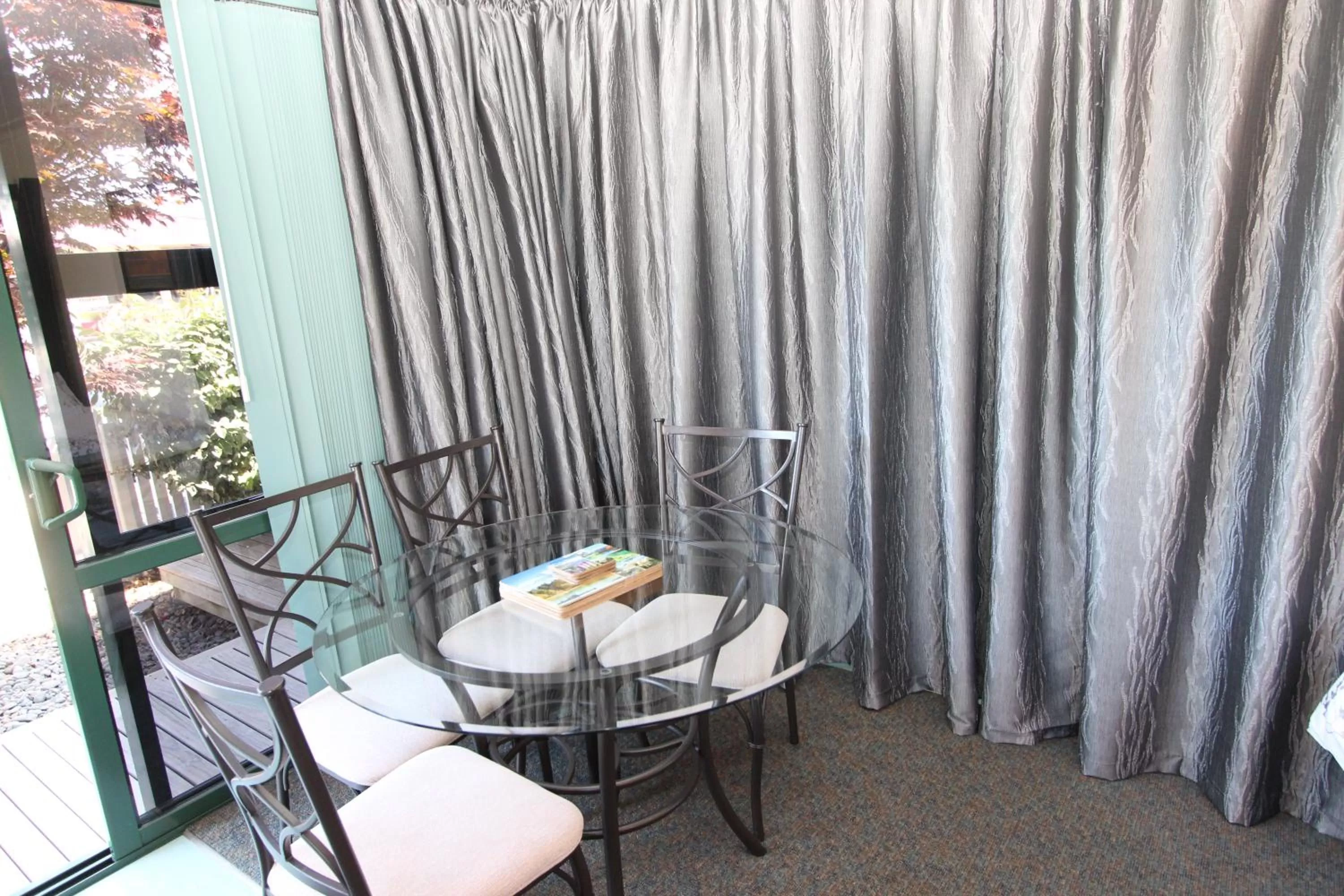 Greenmeadows on Gloucester