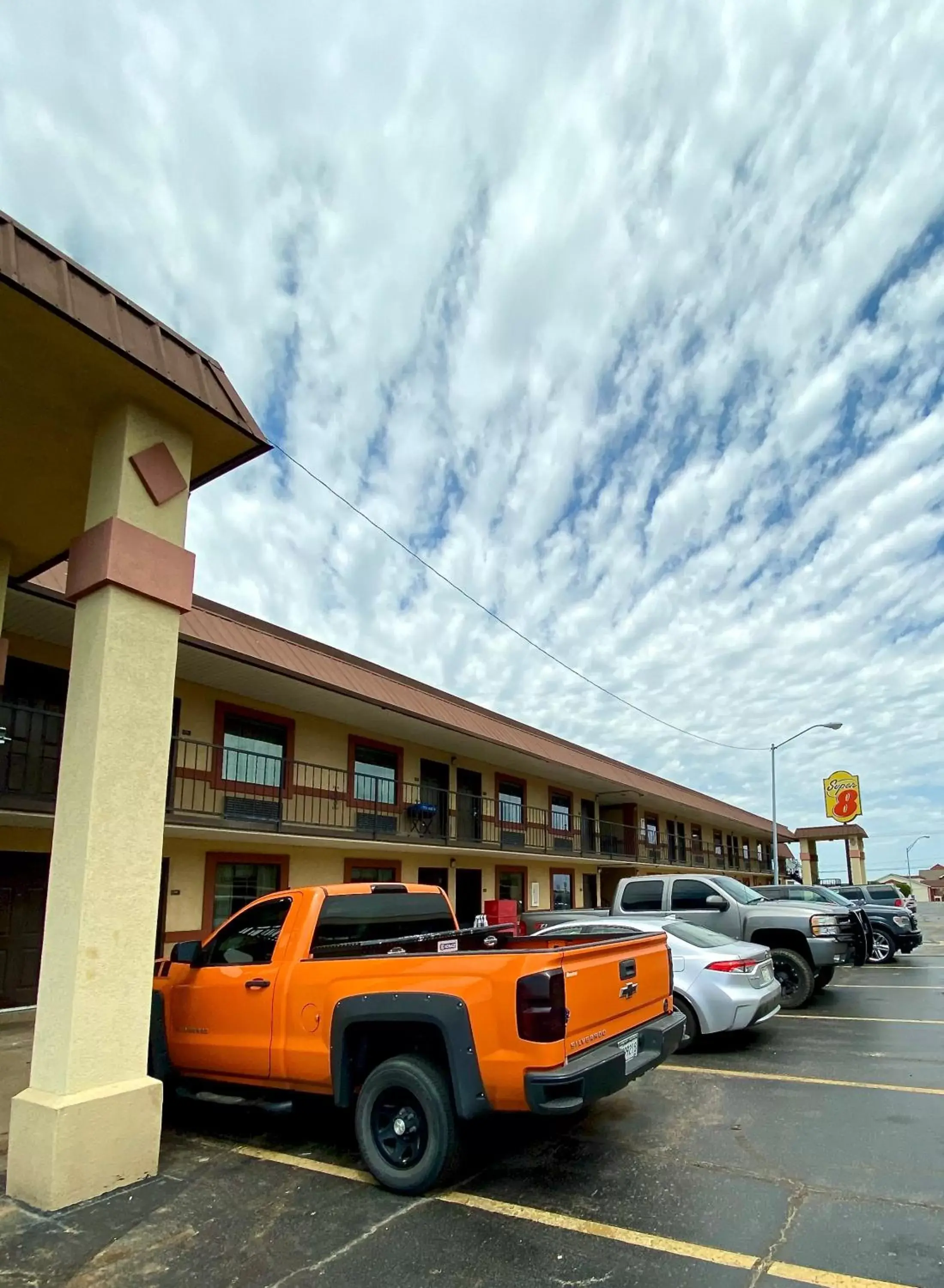 Property building in Super 8 by Wyndham Shawnee Property building in Super 8 by Wyndham Shawnee