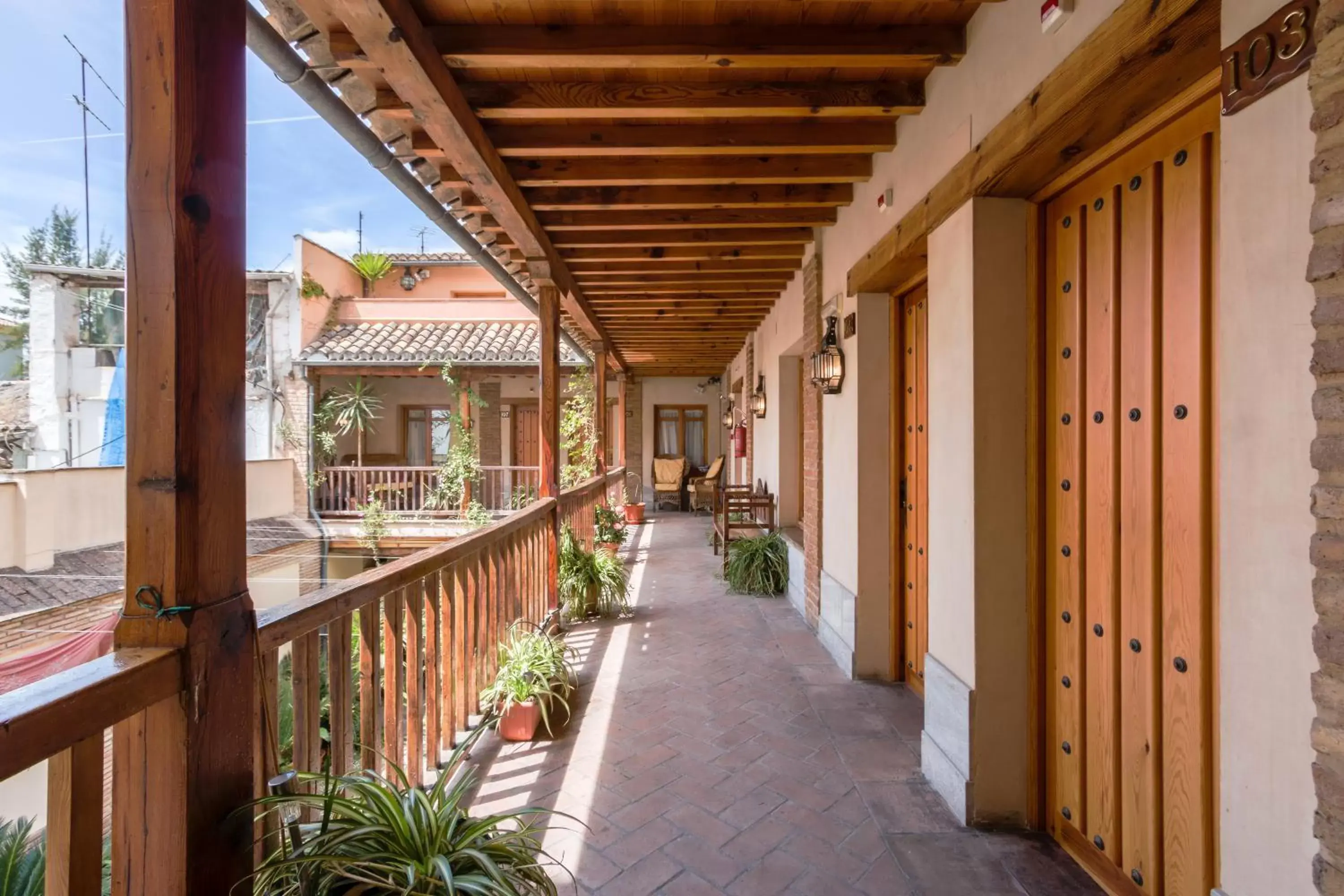 Patio in Abadía Hotel