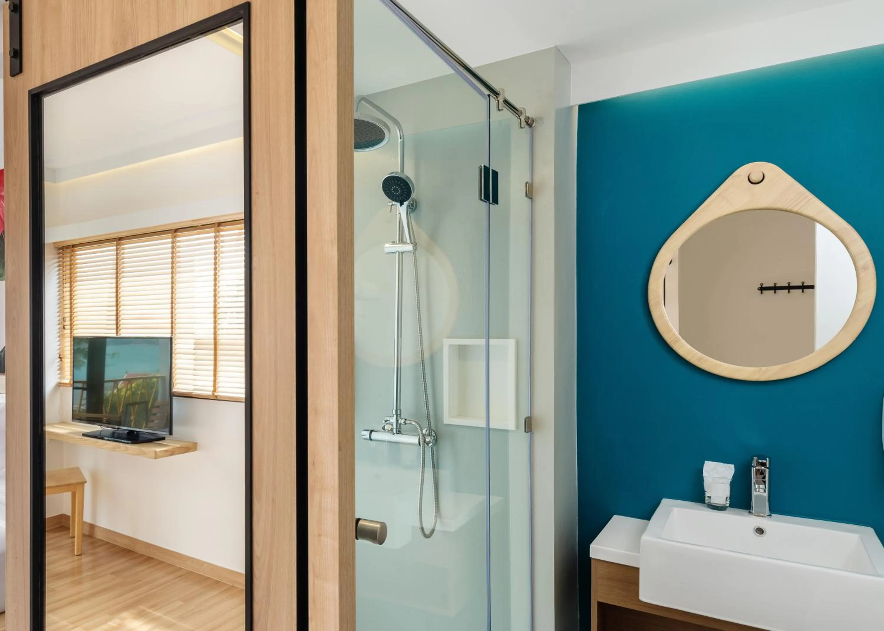Bathroom in Lub d Koh Samui Chaweng Beach - Beachfront & Vibrant Social Vibe
