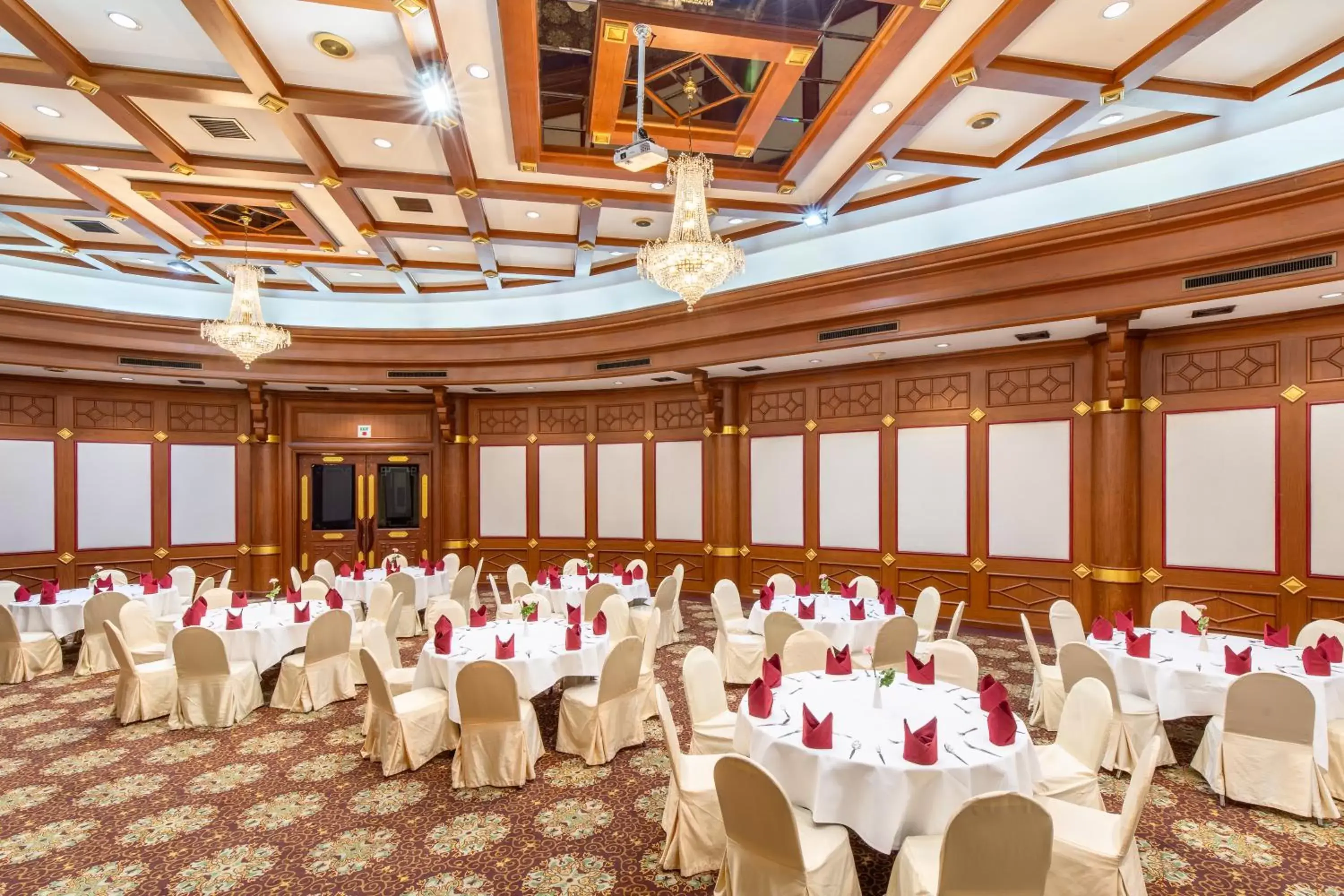 Banquet/Function facilities, Banquet Facilities in Town In Town Hotel