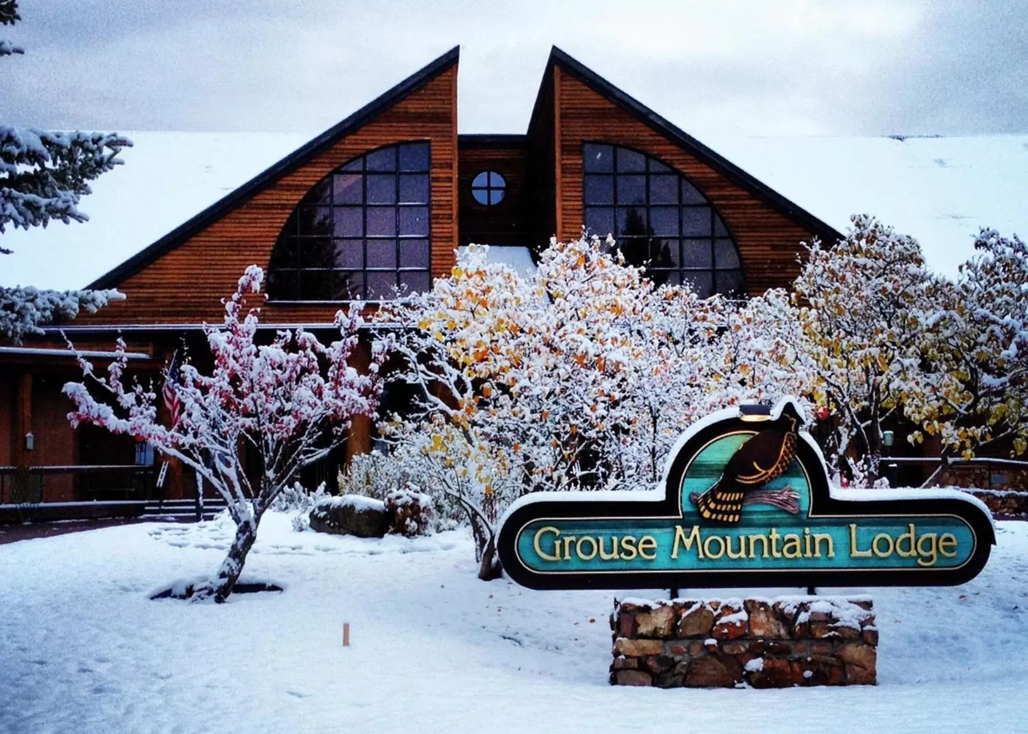 Facade/entrance, Winter in Grouse Mountain Lodge