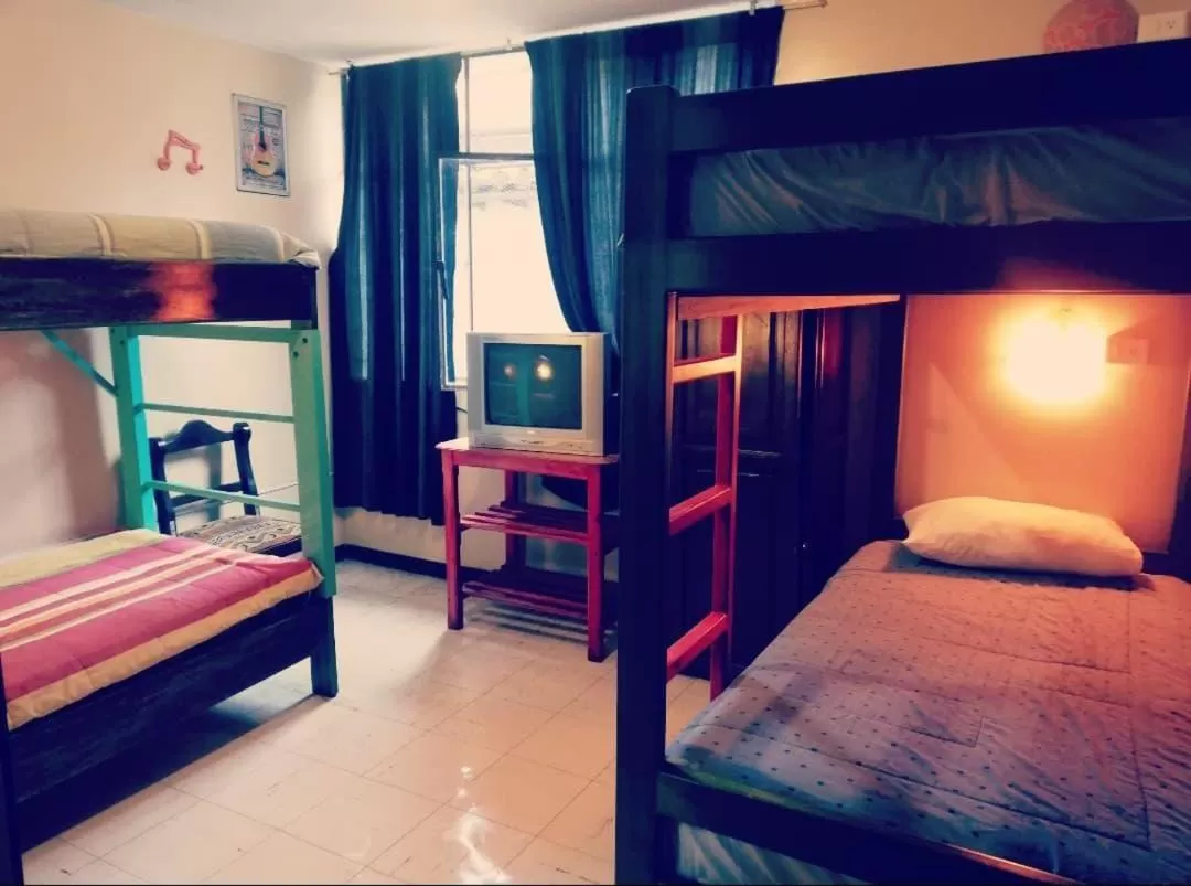 Bedroom, Bed in Flying Donkey