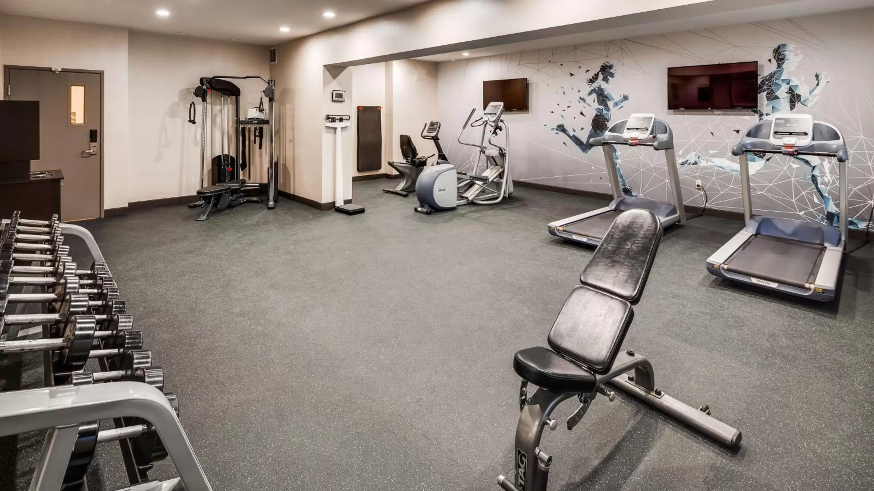 Fitness centre/facilities, Fitness Center/Facilities in Best Western Plus Bourbonnais Hotel & Suites