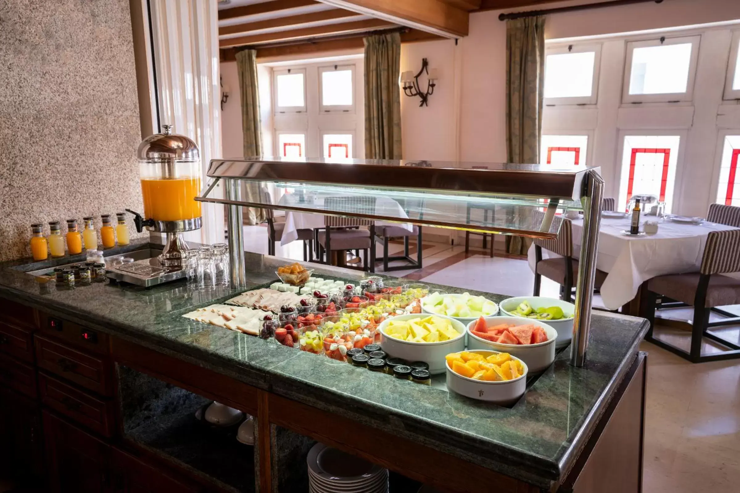 Buffet breakfast in Parador de Vilalba