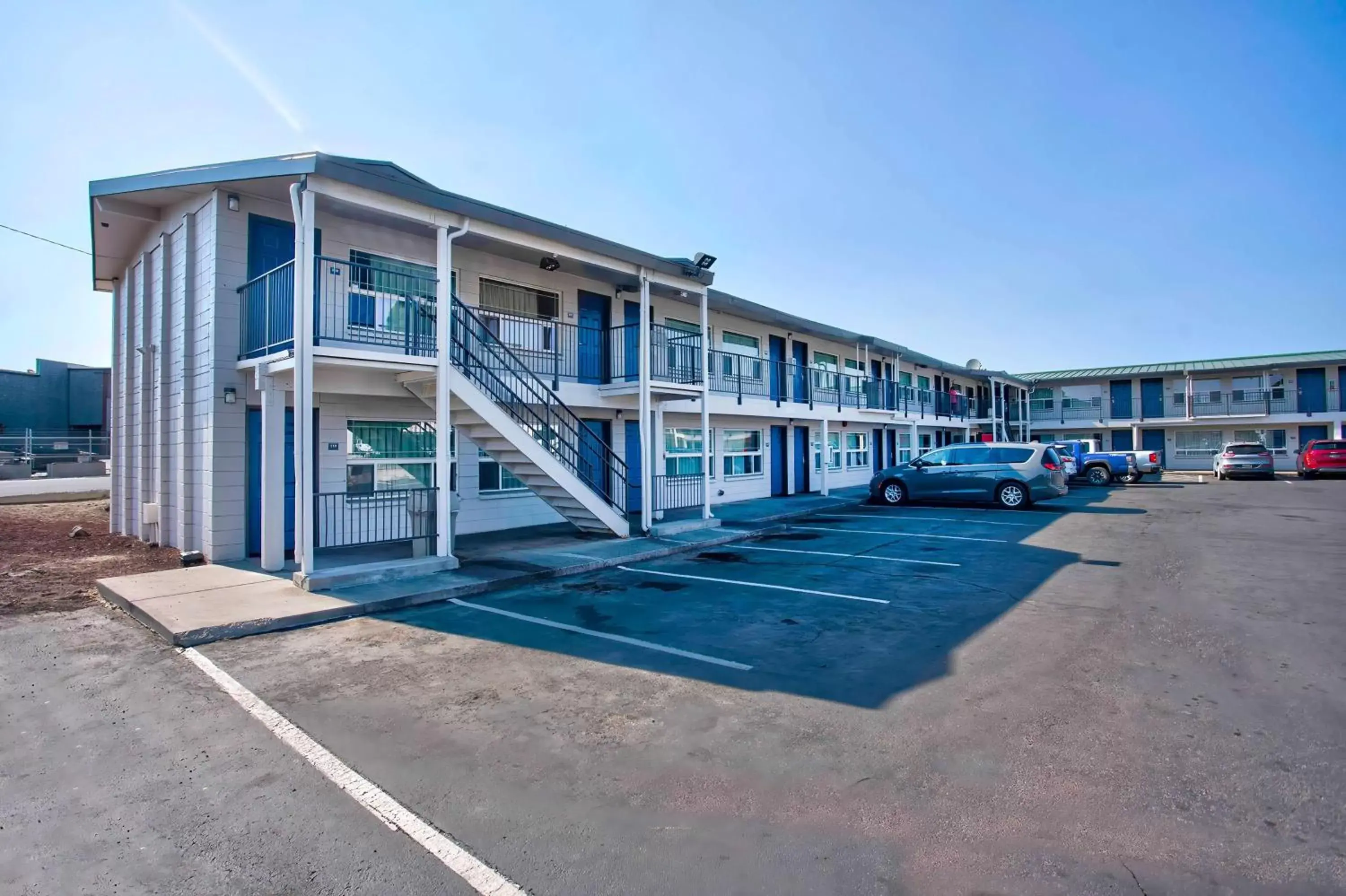 Property Building in Motel 6-Bend, OR