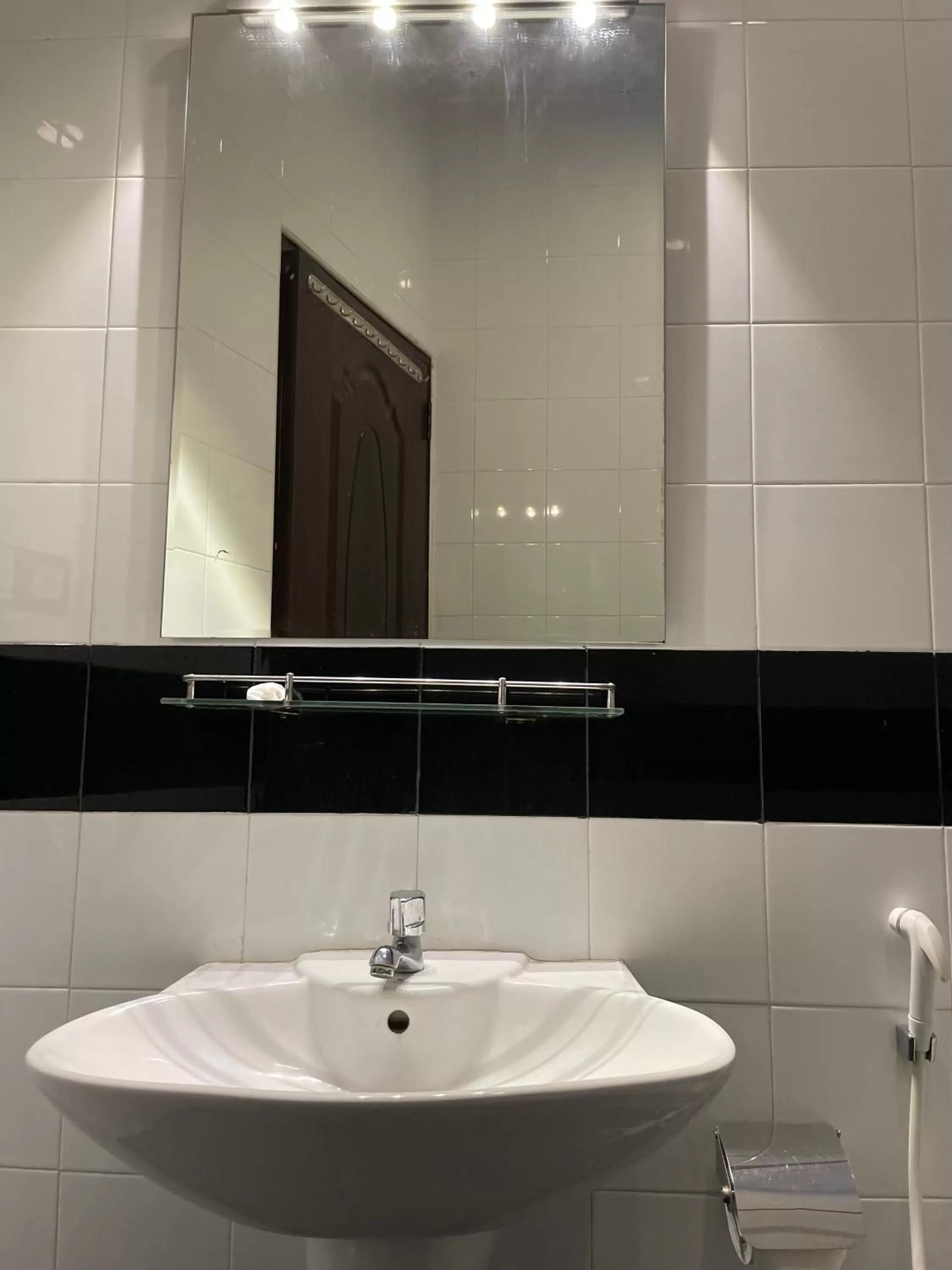 Bathroom in Eagle's Residence