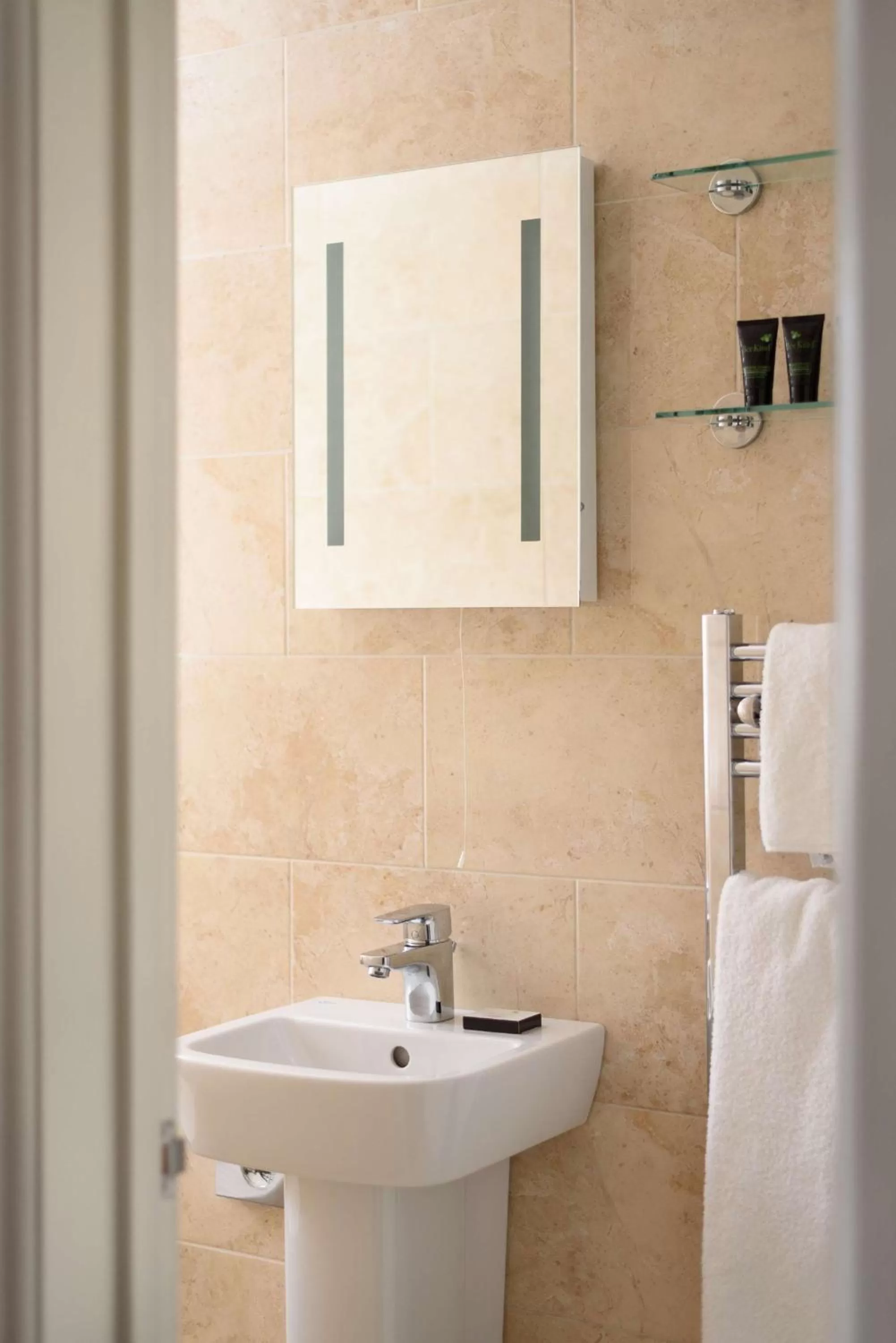 Bathroom in Best Western Fowey Valley