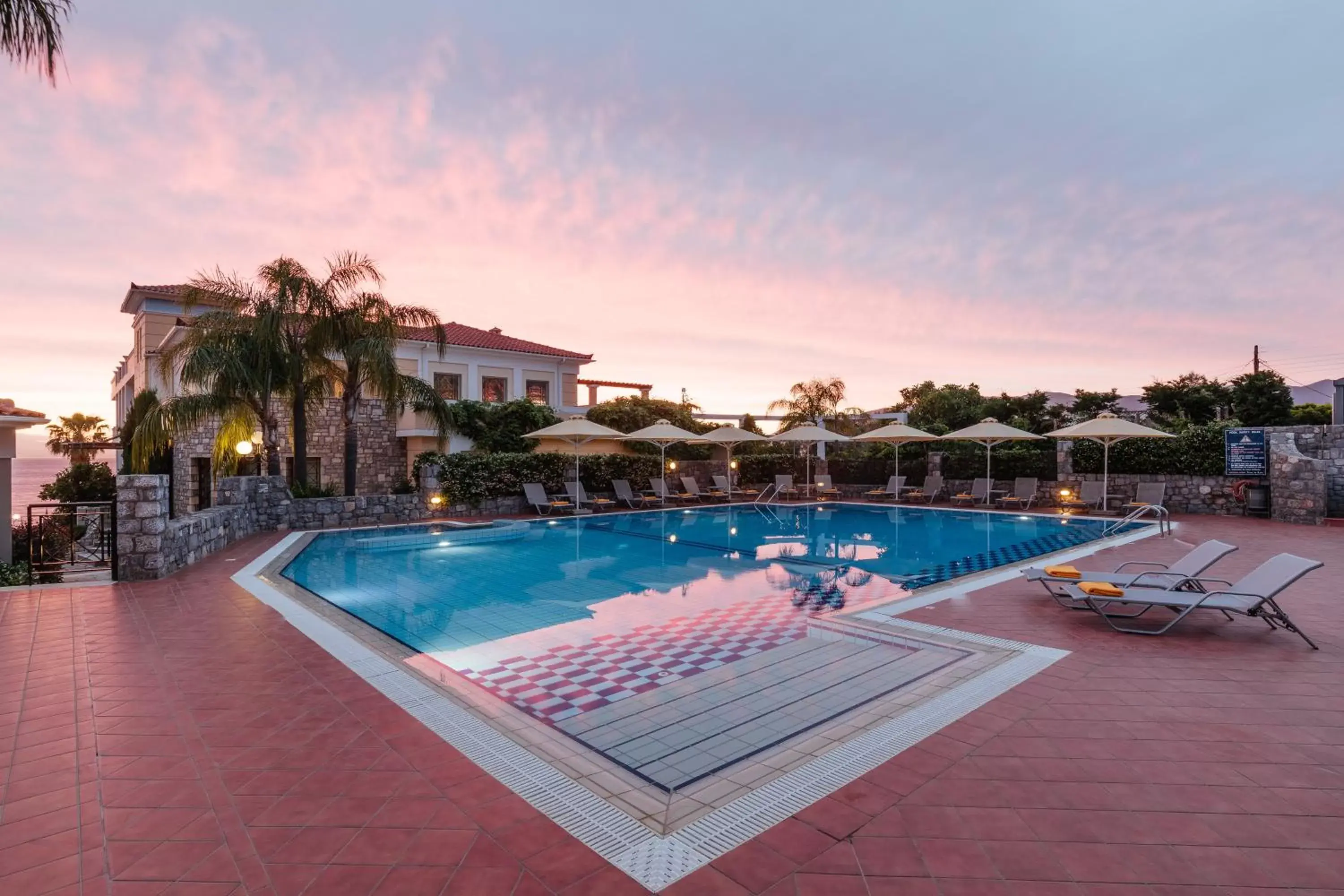 Property building in Akti Taygetos - Conference Resort Property building in Akti Taygetos - Conference Resort