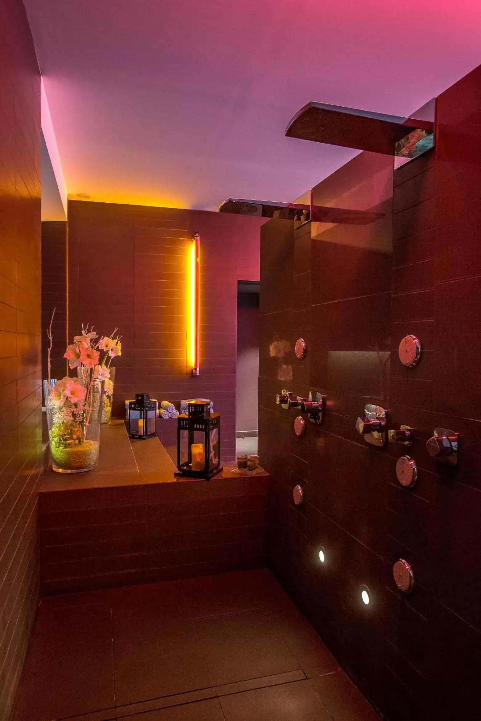 Spa and wellness centre/facilities, Bathroom in Royal Antibes - Luxury Hotel, Résidence, Beach & Spa