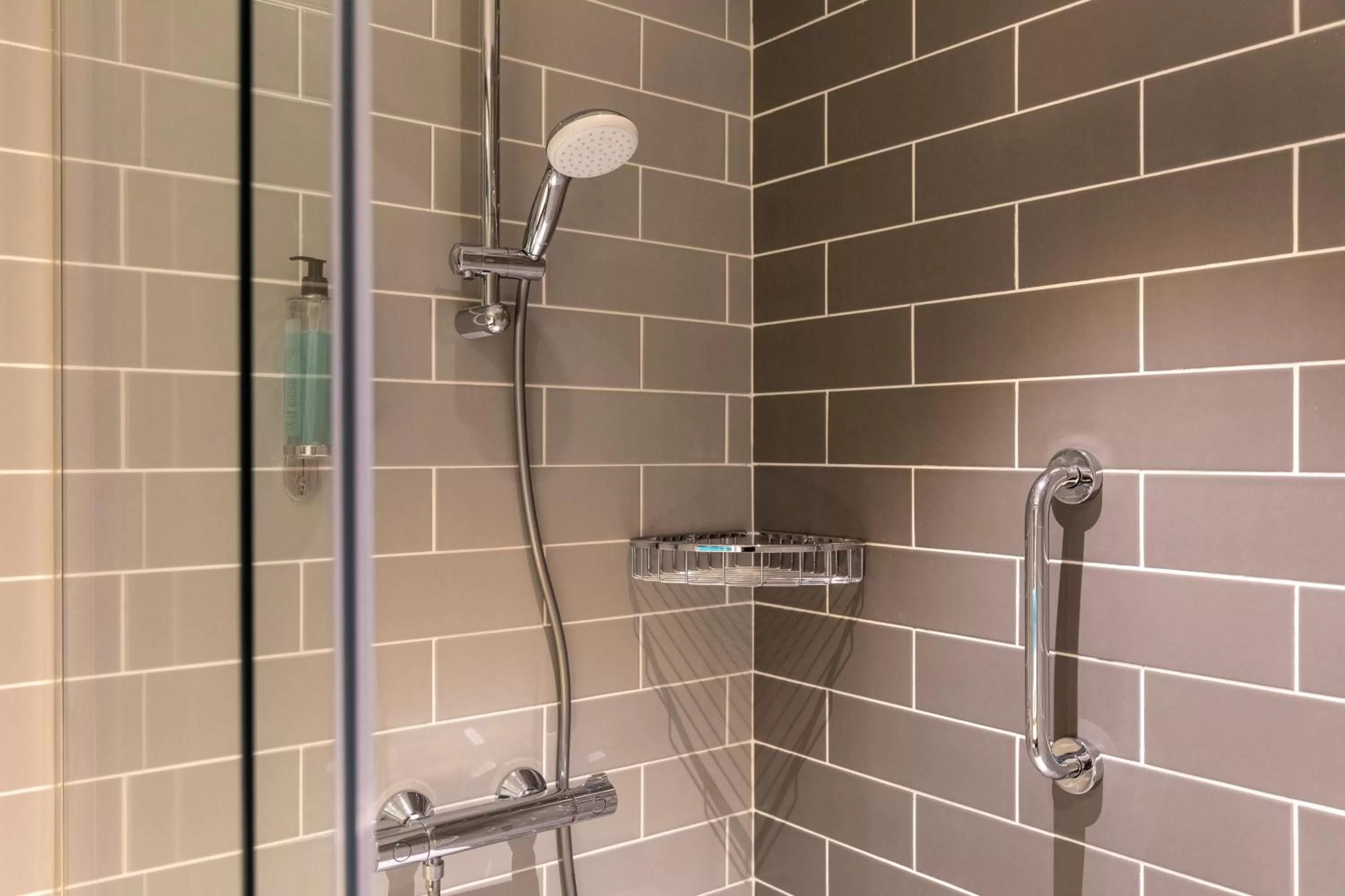 Bathroom in Holiday Inn Express - Lisbon - Plaza Saldanha by IHG