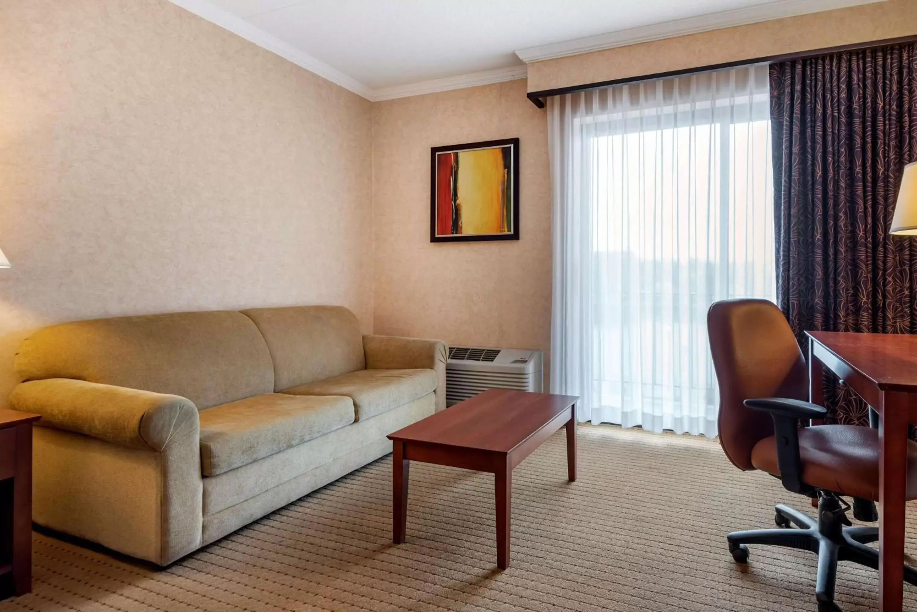 Bedroom, Seating Area in Best Western Plus Oswego Hotel and Conference Center