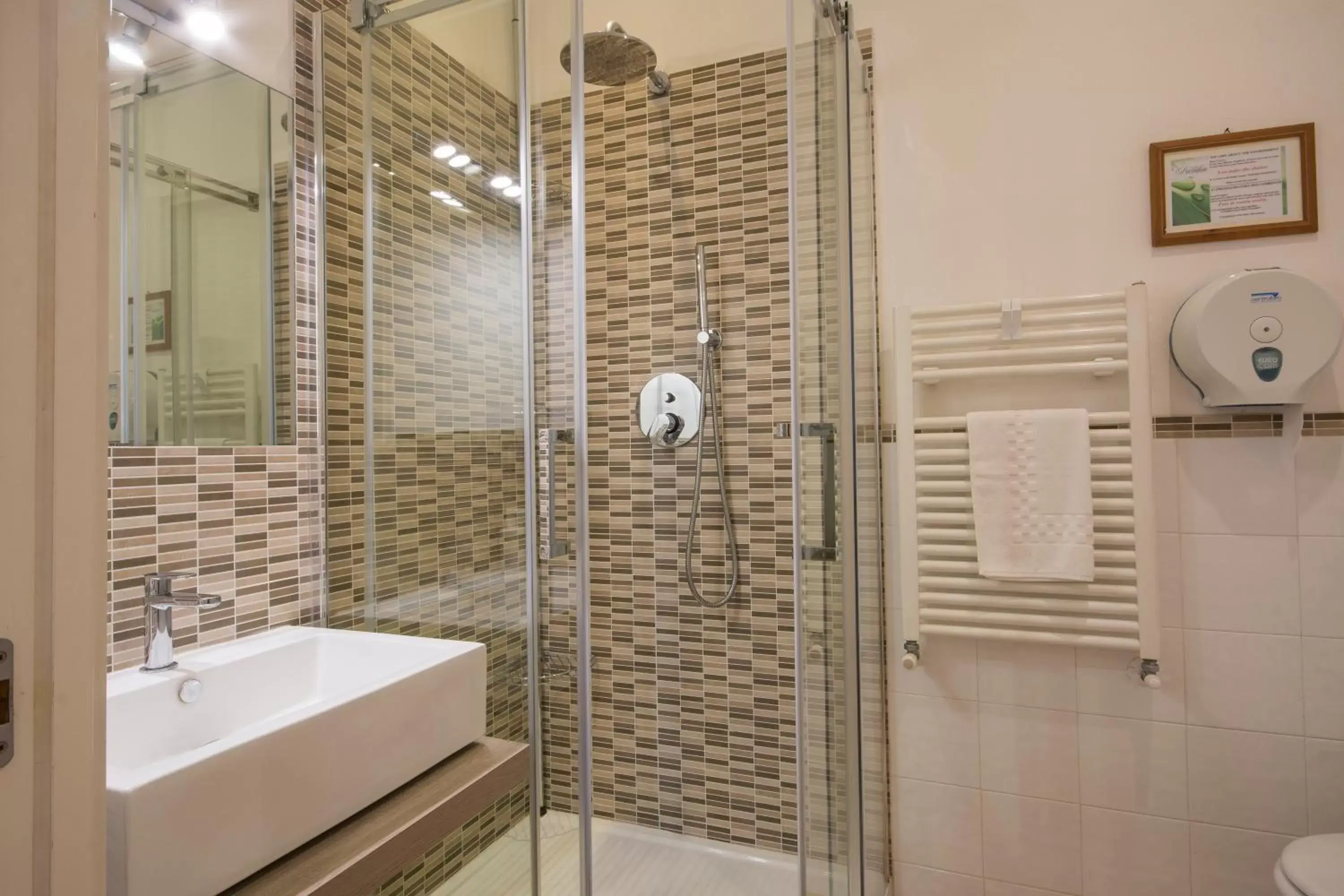 Shower, Bathroom in GH Paradiso - Apartments