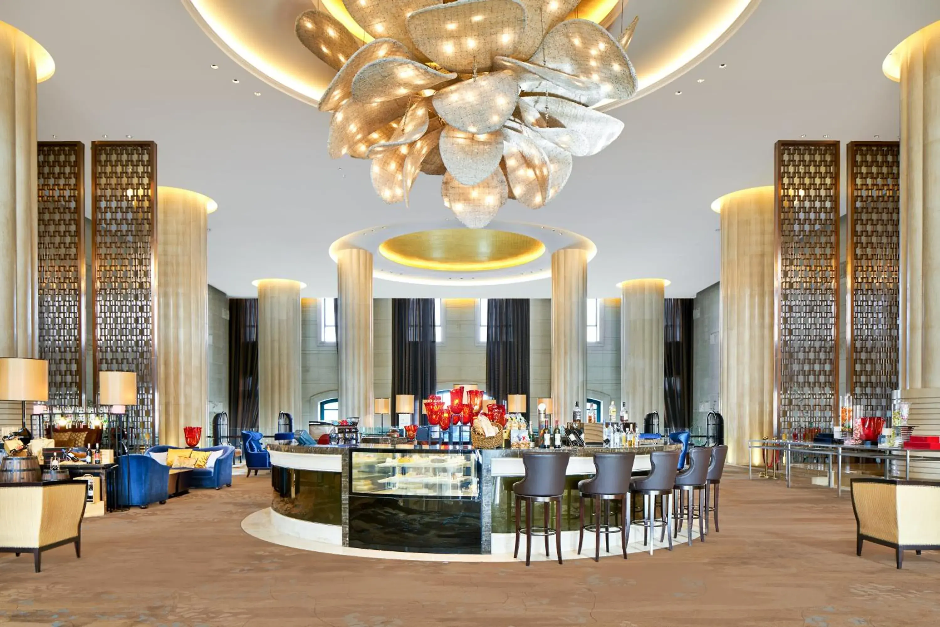 Lounge or bar, Restaurant/Places to Eat in Crowne Plaza Tianjin Jinnan, an IHG Hotel