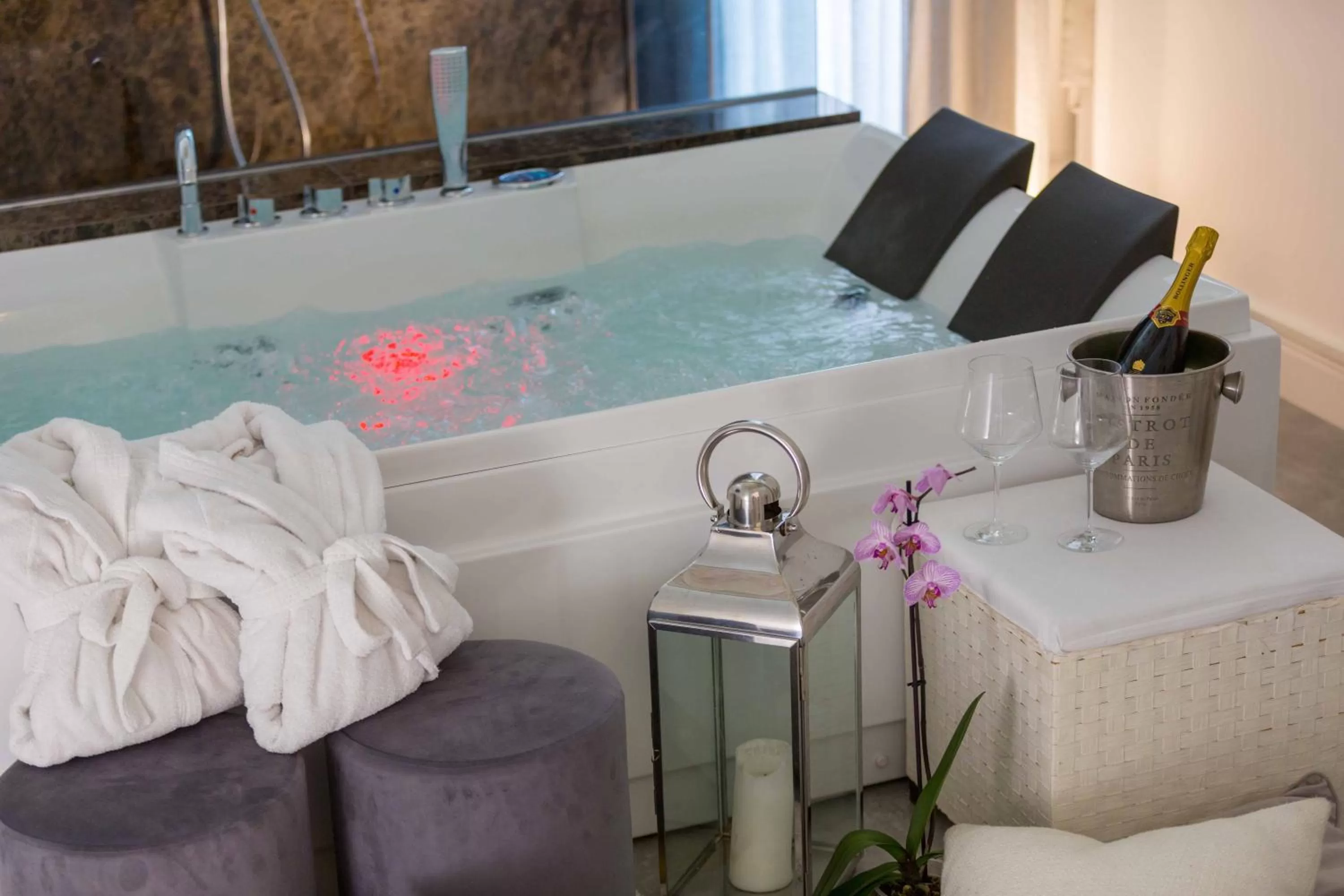 Decorative detail in Palazzo Bruca Catania