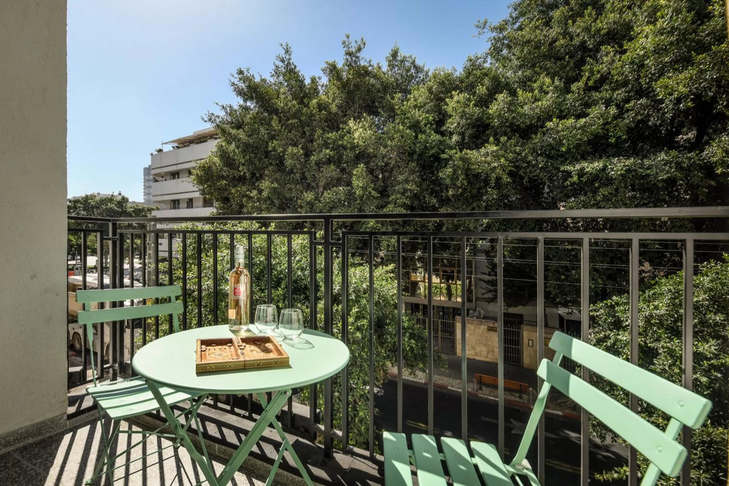 Day in Pixel Dizengoff Square - Hotel & Spa