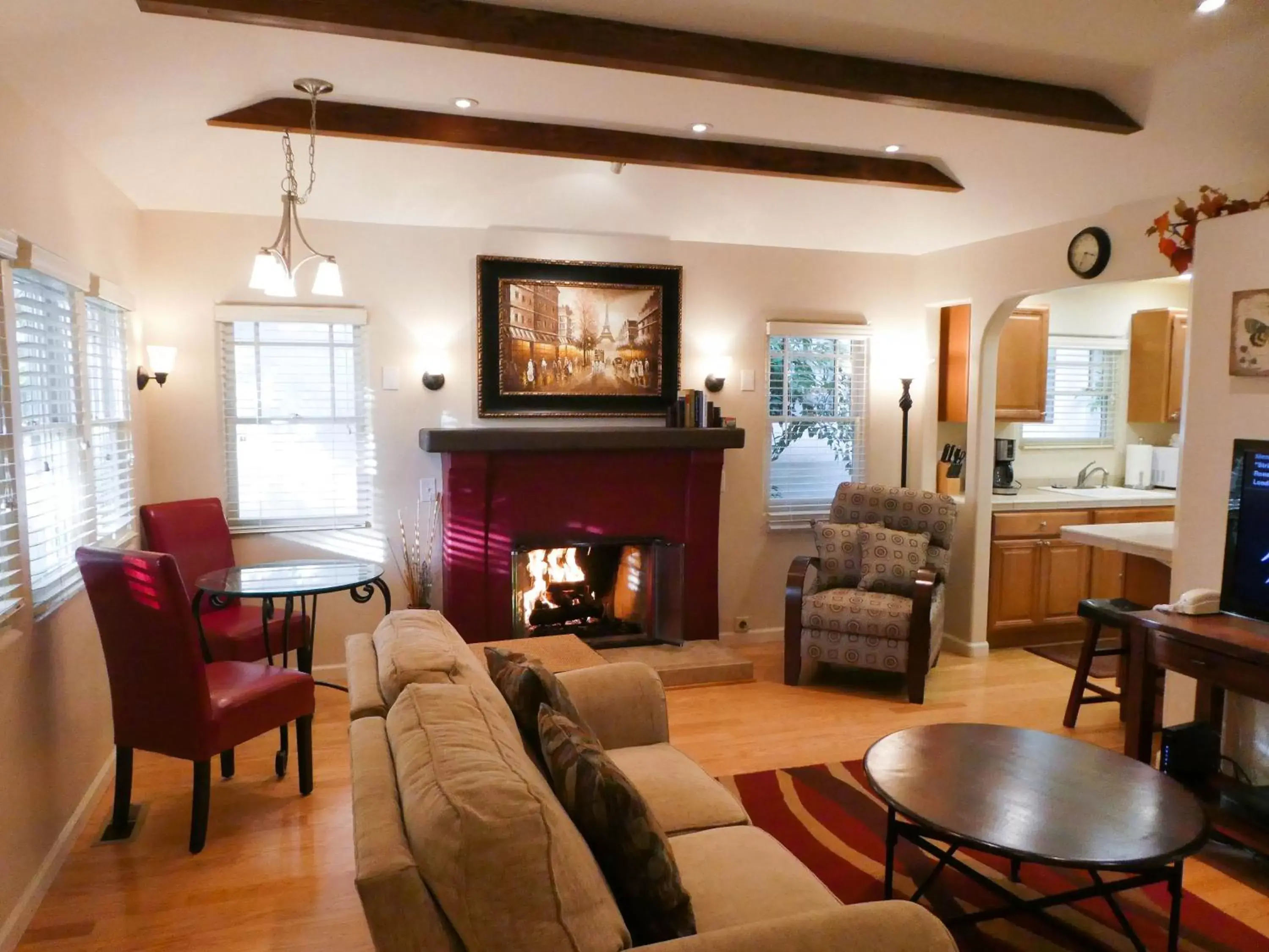 Living room, Seating Area in Briarwood Inn