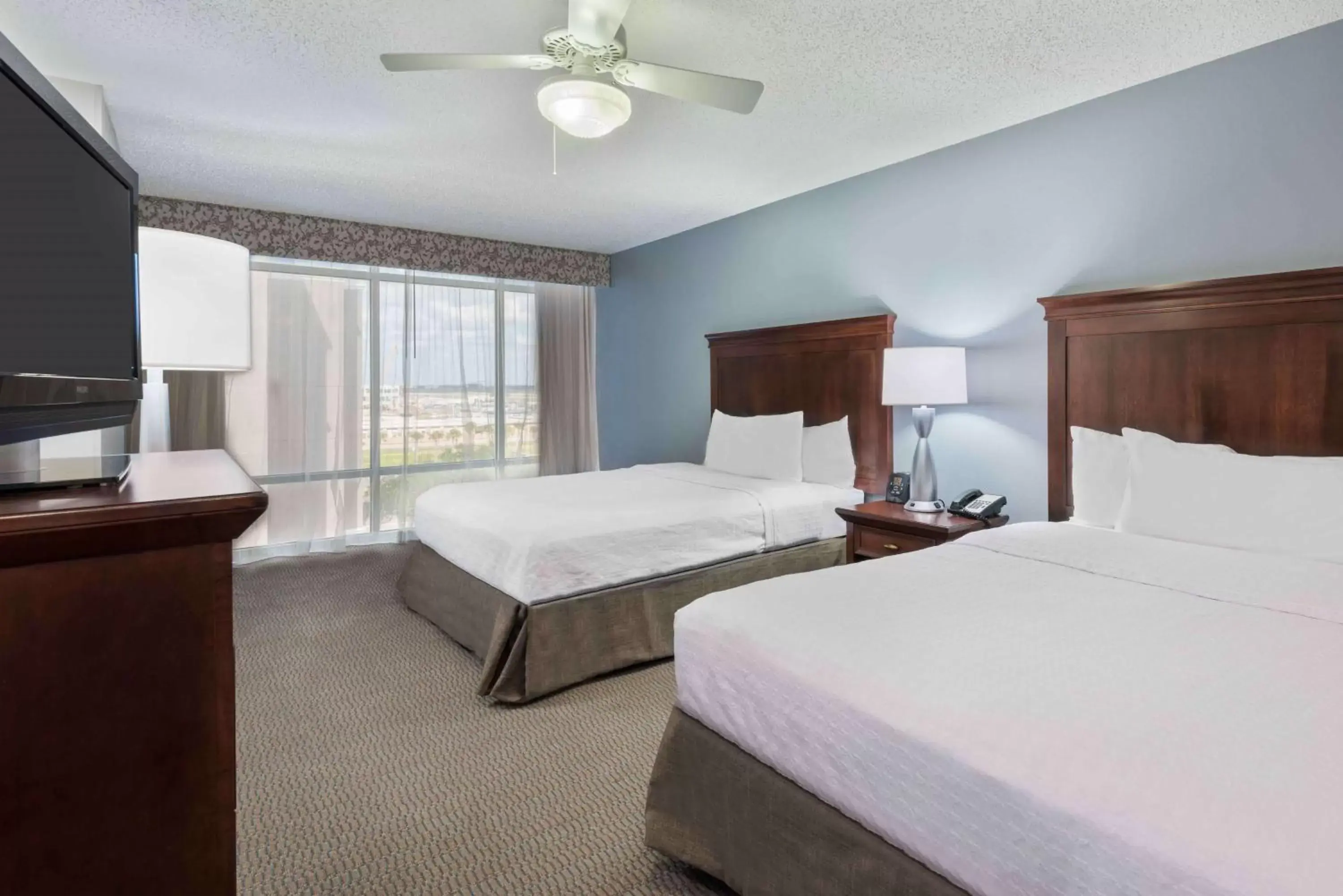 Bedroom, Bed in Homewood Suites by Hilton Tampa Airport - Westshore