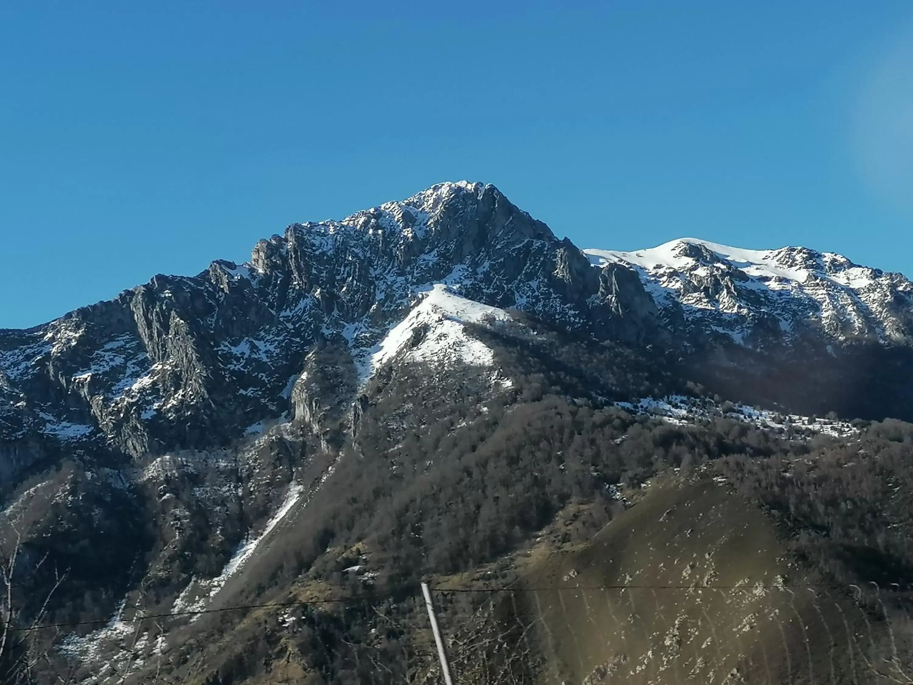 Mountain view, Winter in Hello Astur Green