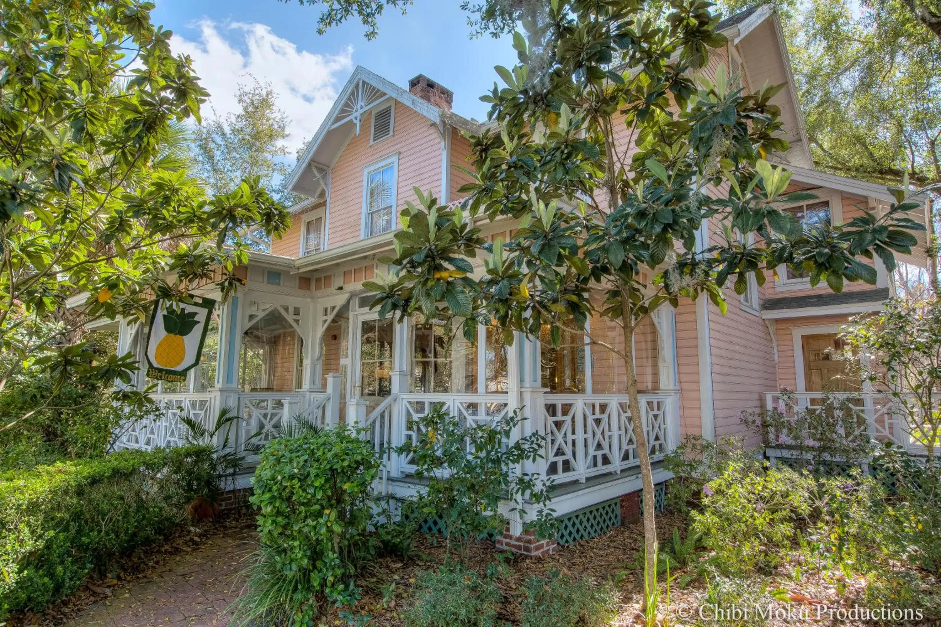 Facade/entrance in Sweetwater Branch Inn Facade/entrance in Sweetwater Branch Inn