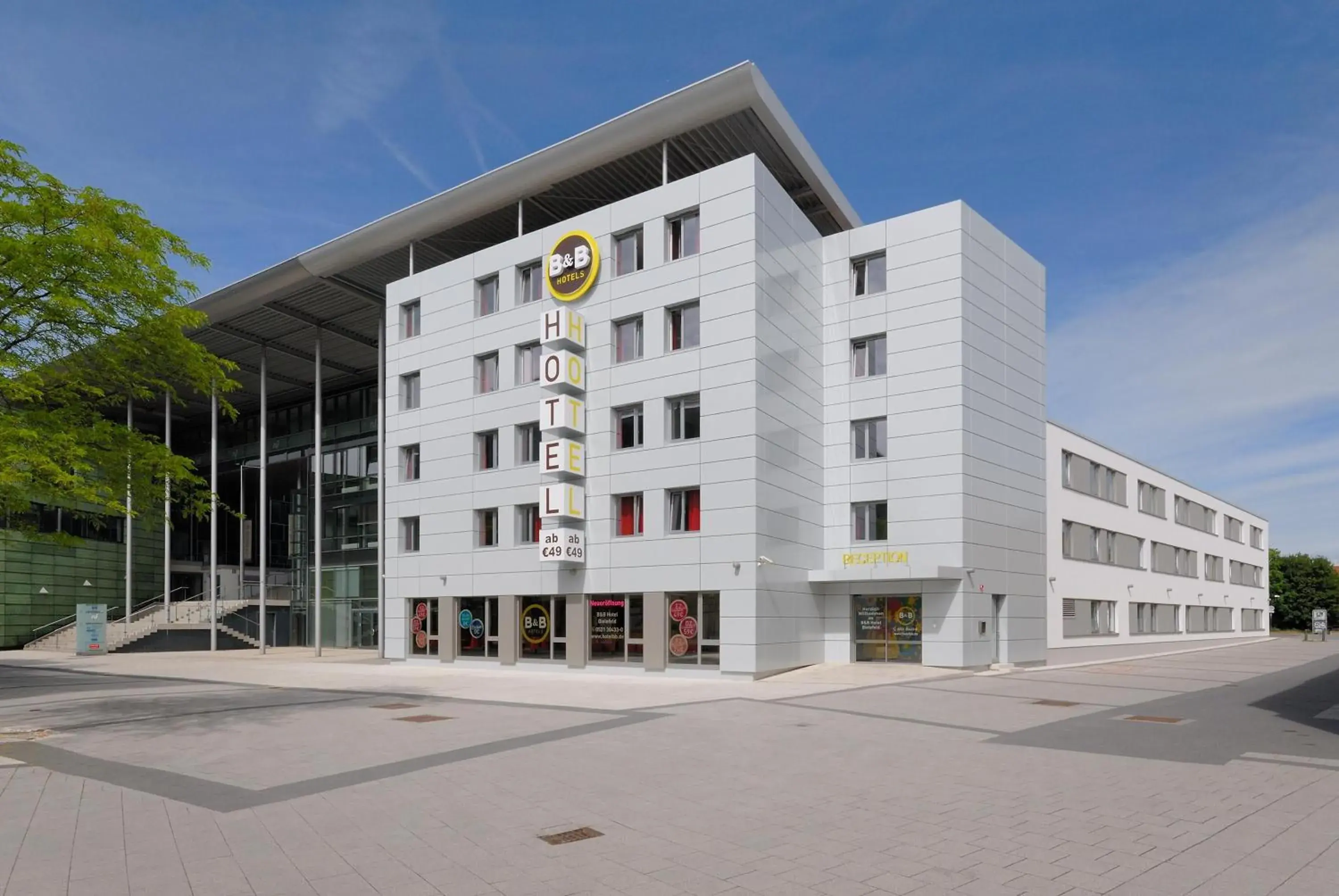 Property Building in B&B Hotel Bielefeld City