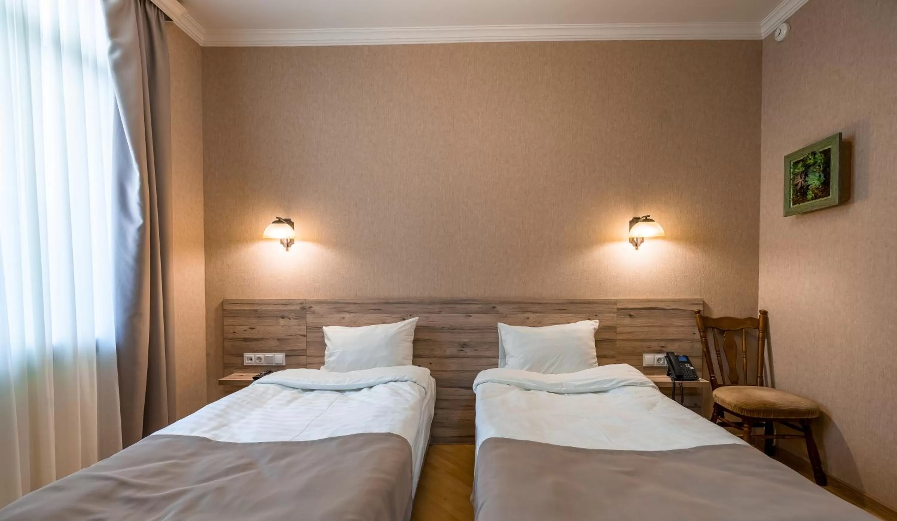 Double or Twin Room with Balcony in Hotel Imperial House