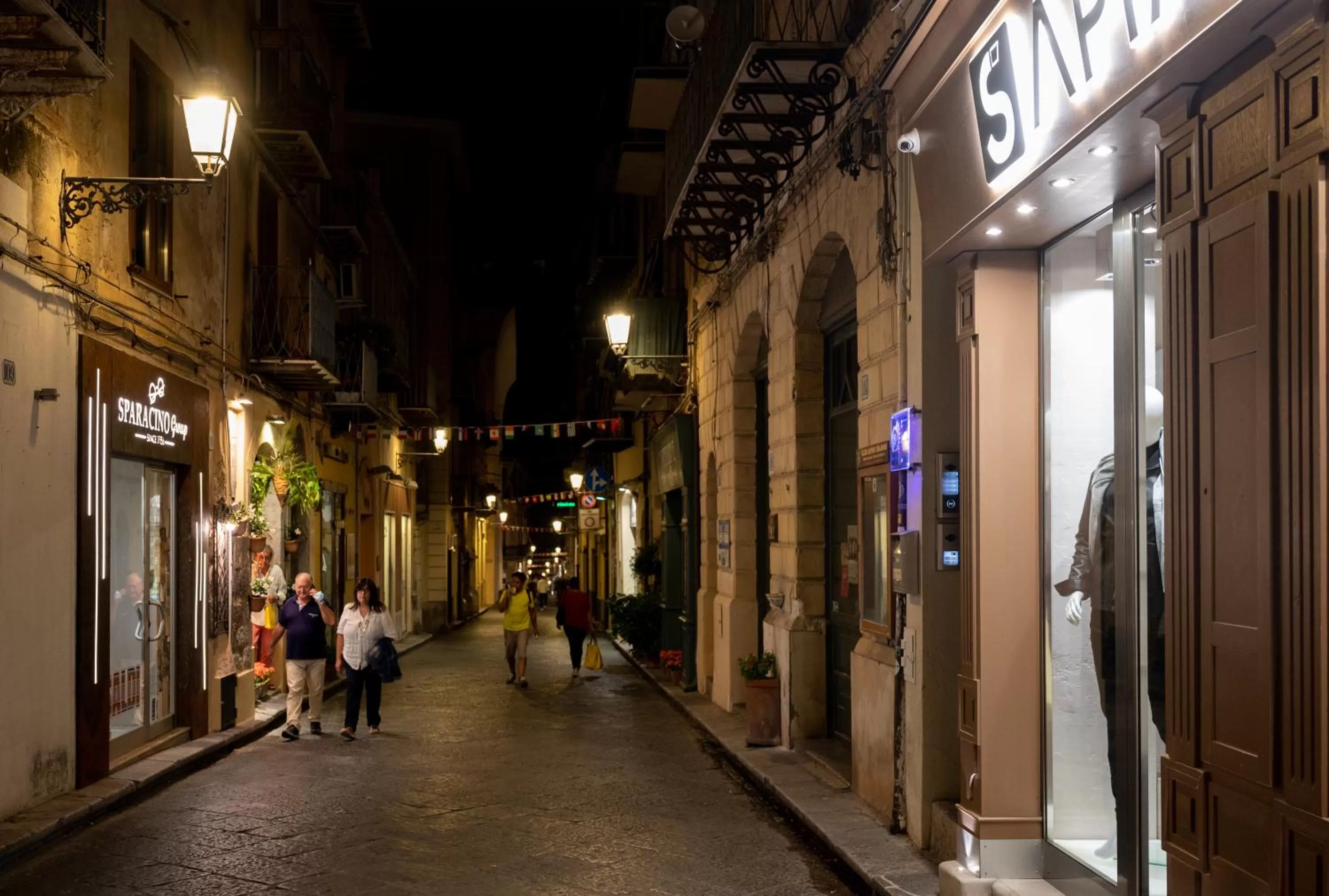 Neighbourhood in BM SUITES CEFALU