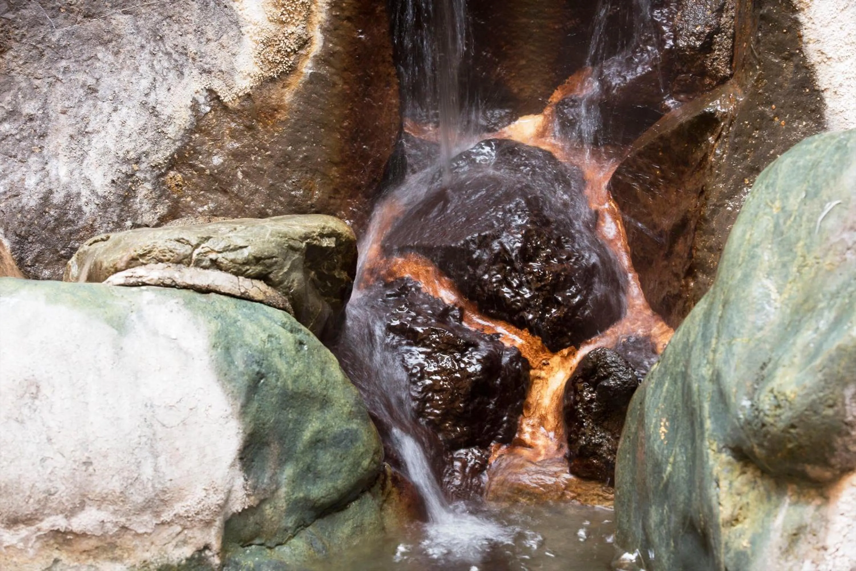 Hot Spring Bath in Ito Ryokuyu