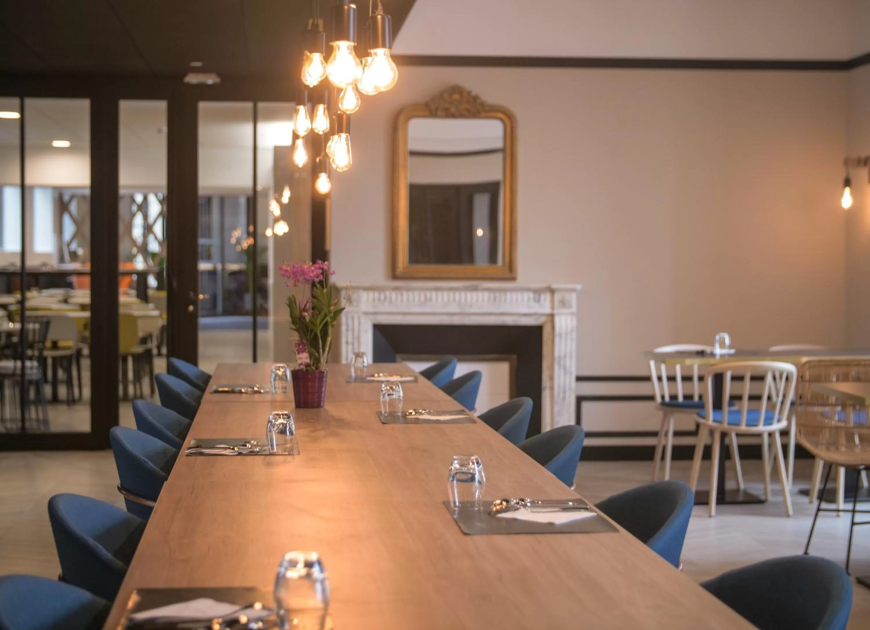 Restaurant/places to eat in Le Magic Hôtel & Spa