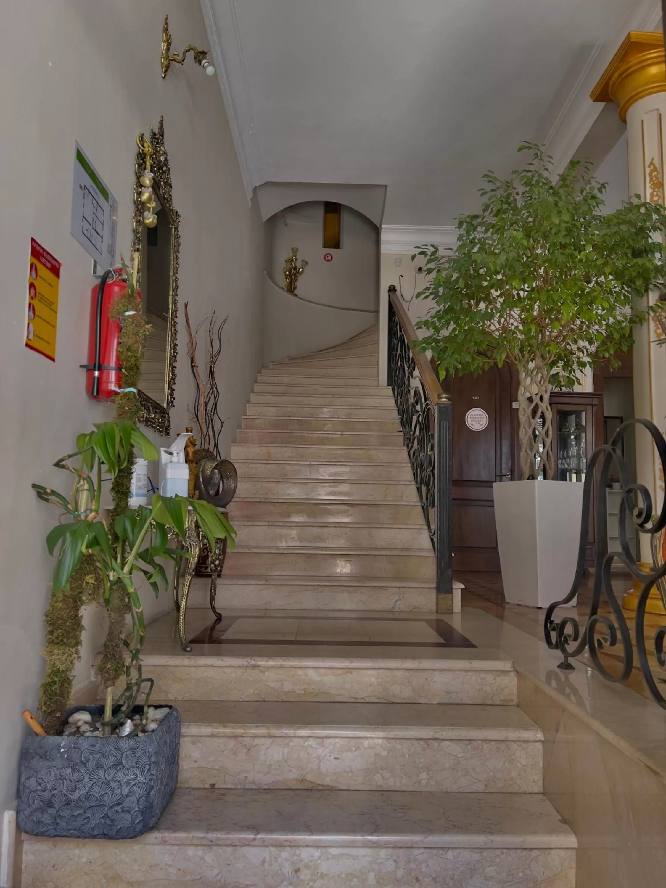 Lobby or reception in Luxors Garden