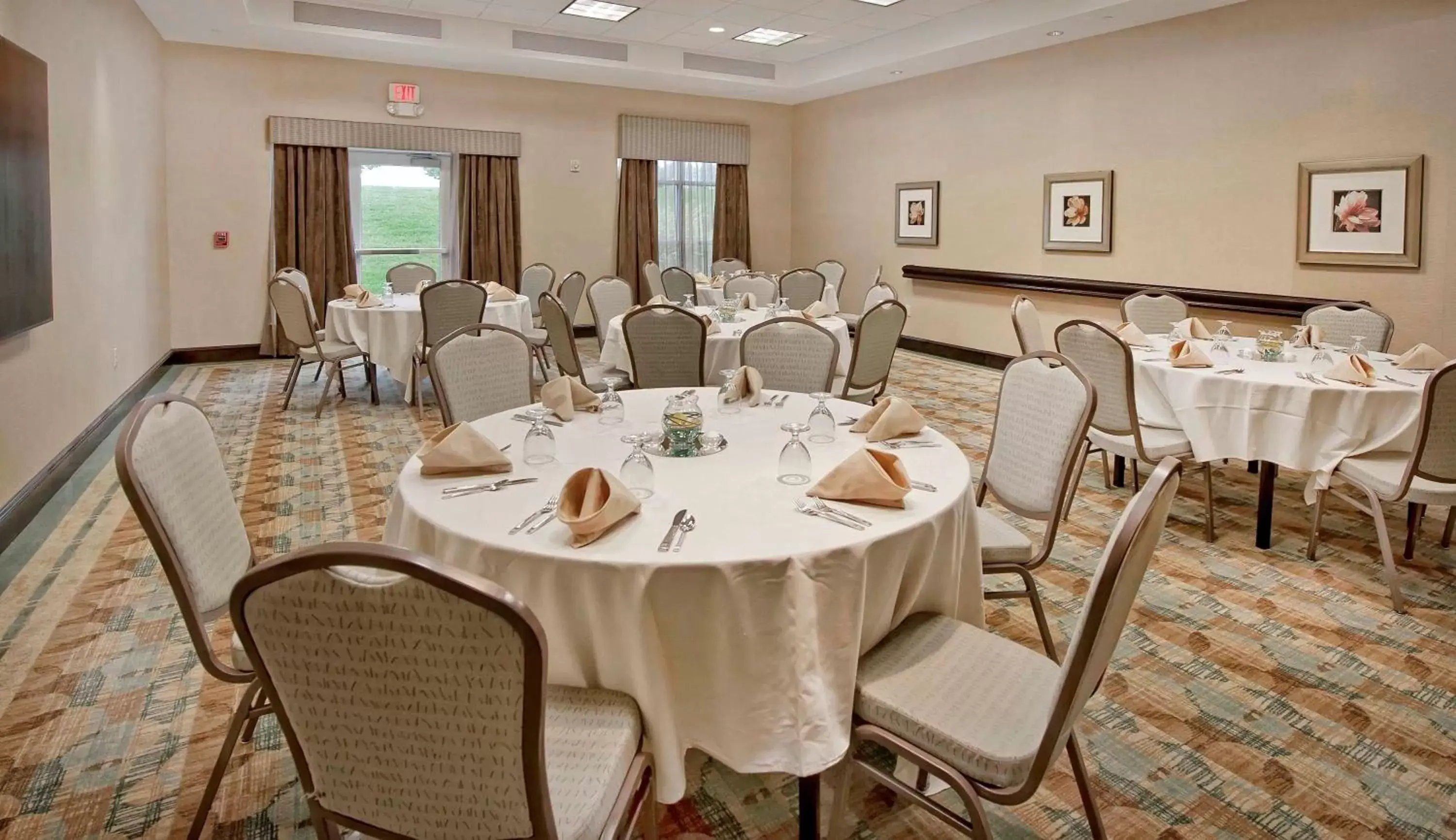 Meeting/conference room, Restaurant/Places to Eat in Hilton Garden Inn Durham Southpoint