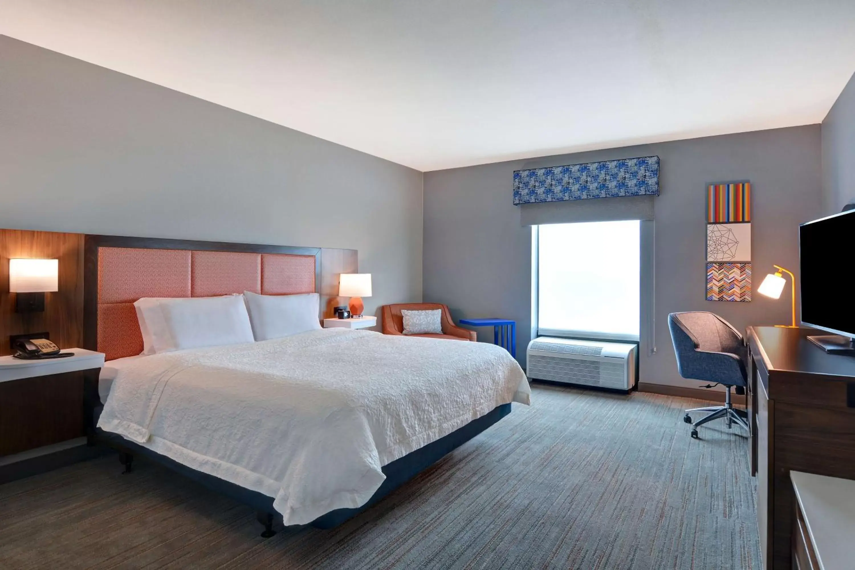 Bedroom, Bed in Hampton Inn & Suites Clearwater/St. Petersburg-Ulmerton Road