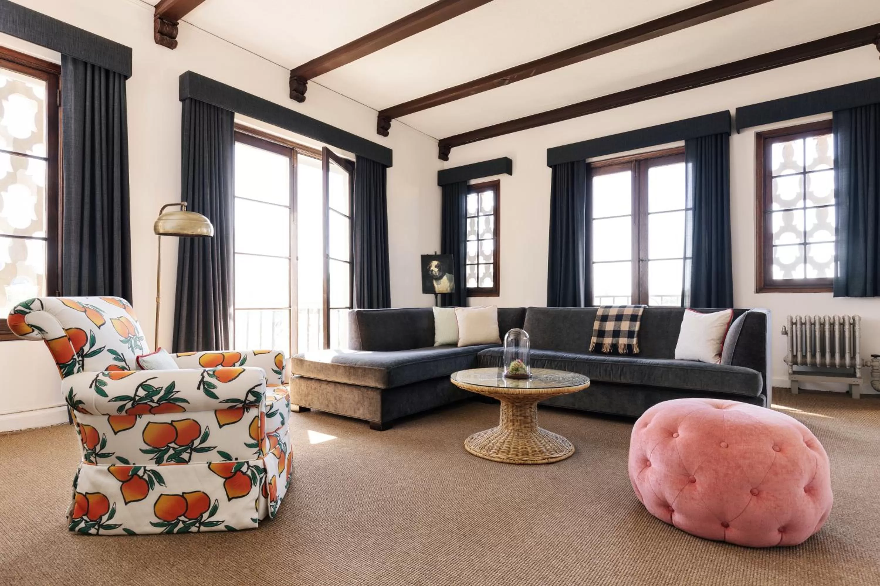 Living room in Palihouse Santa Monica