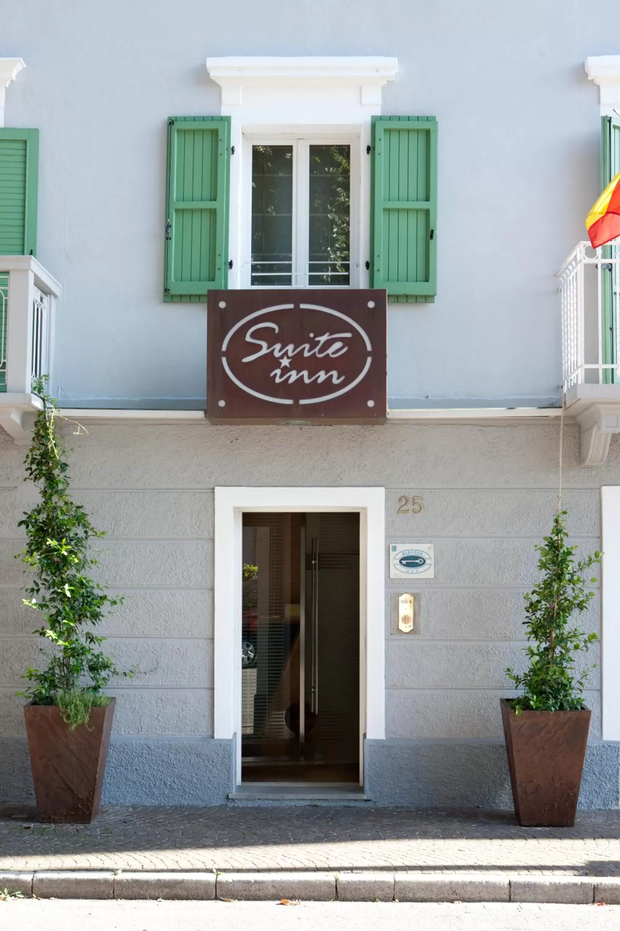 Facade/Entrance in Hotel Suite Inn