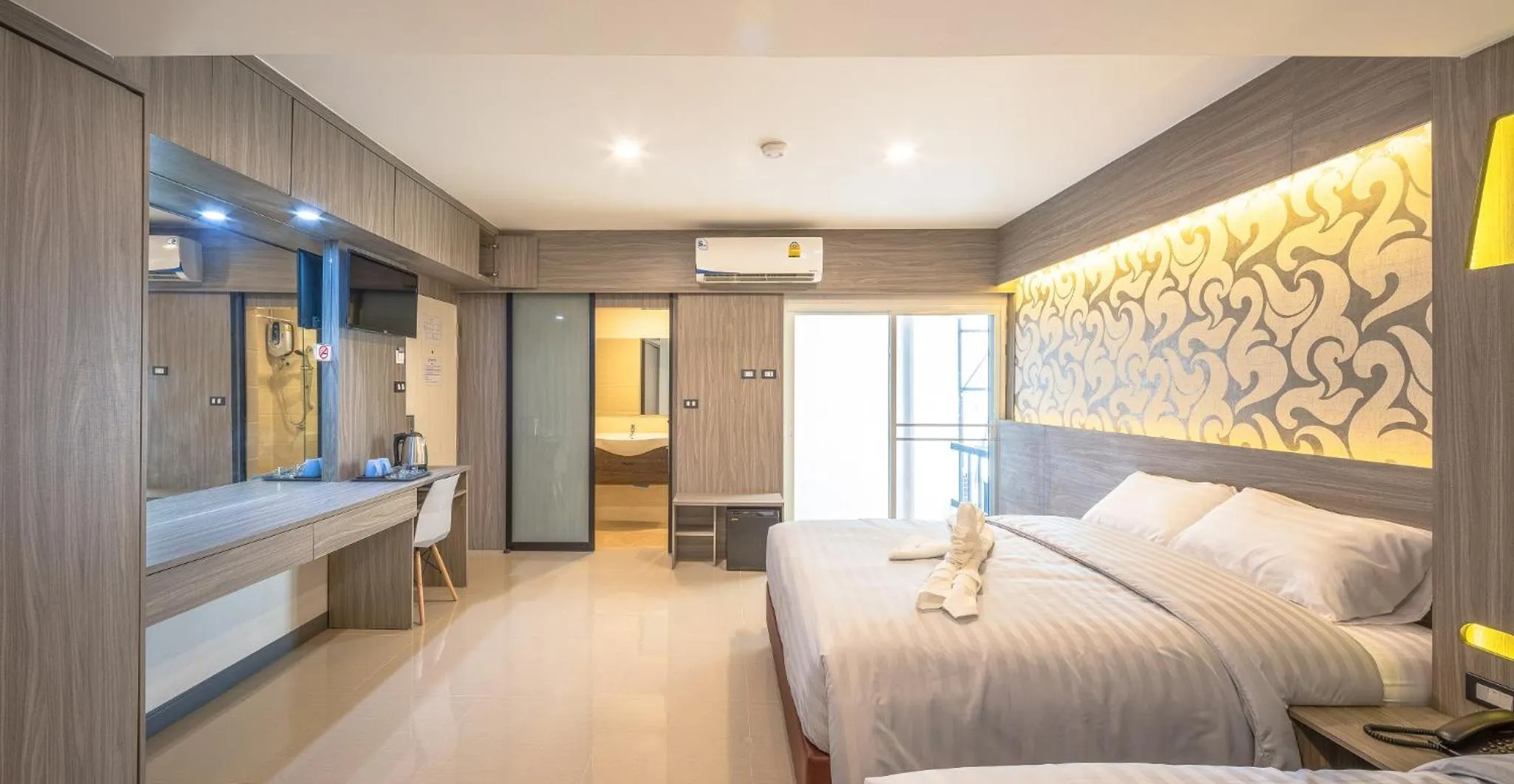 Bed in Sound@sleep Hotel