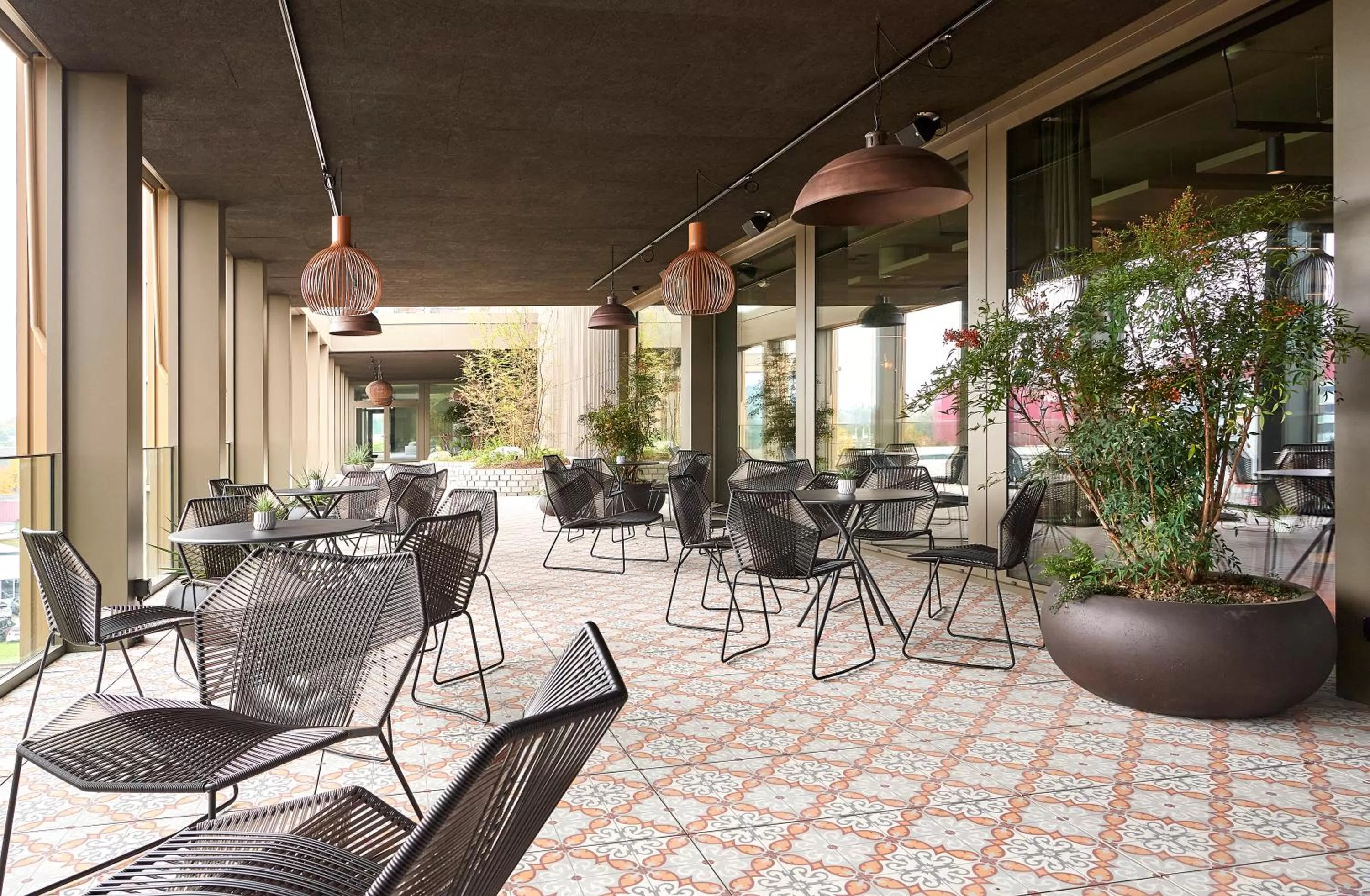 Restaurant/places to eat in Lumen Apartments