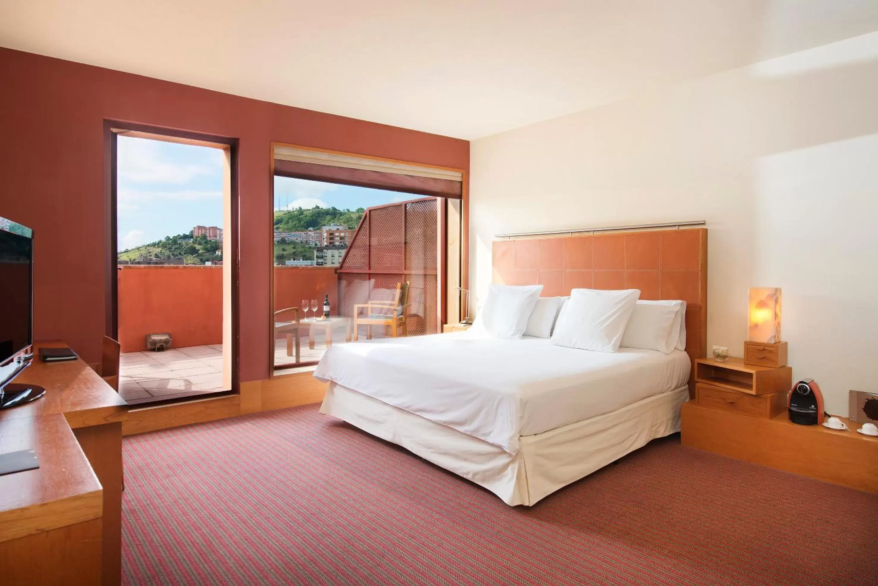 Balcony/Terrace, Bed in Hotel Melia Bilbao