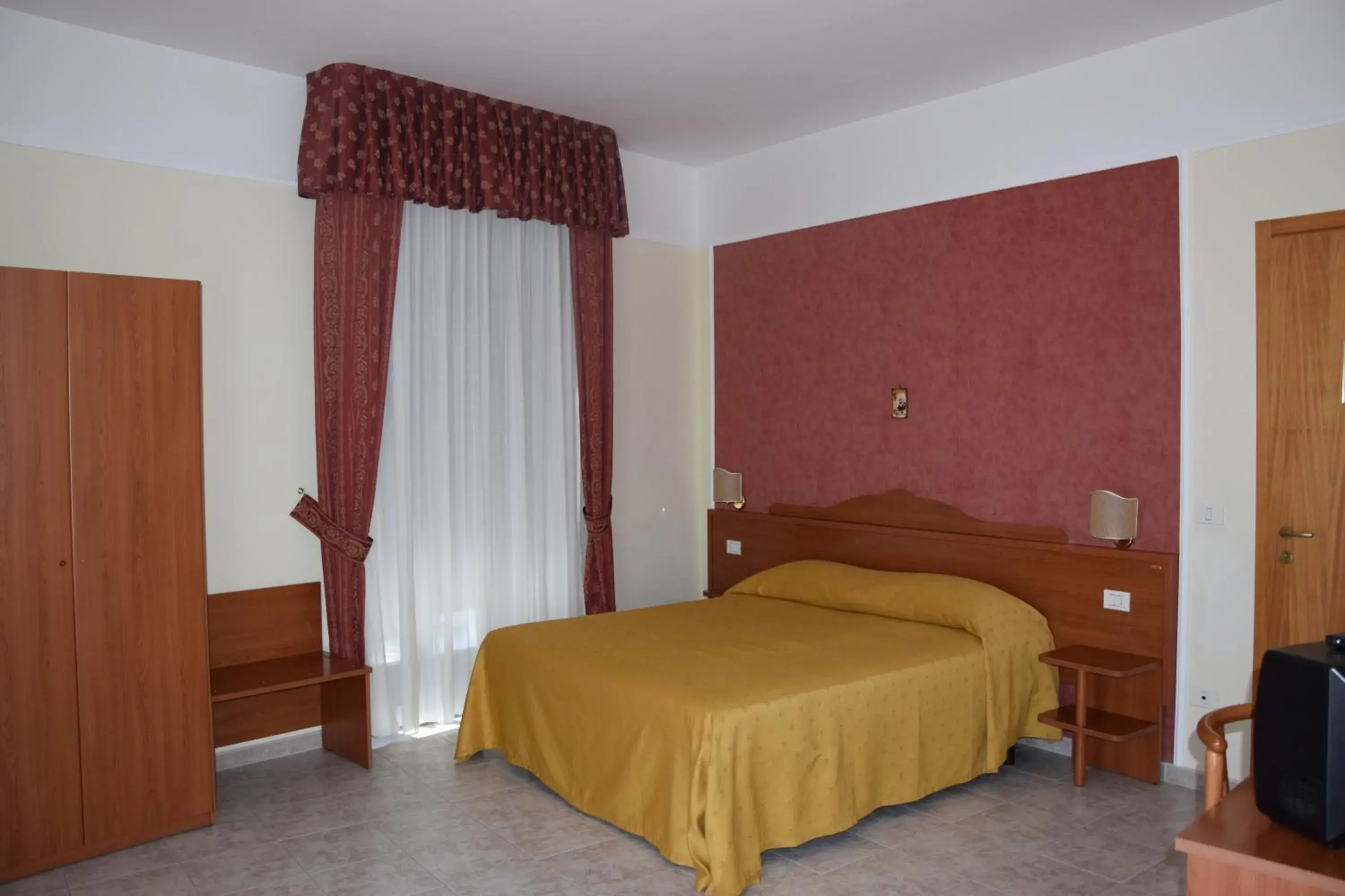 Photo of the whole room, Bed in Hotel Dei Cappuccini